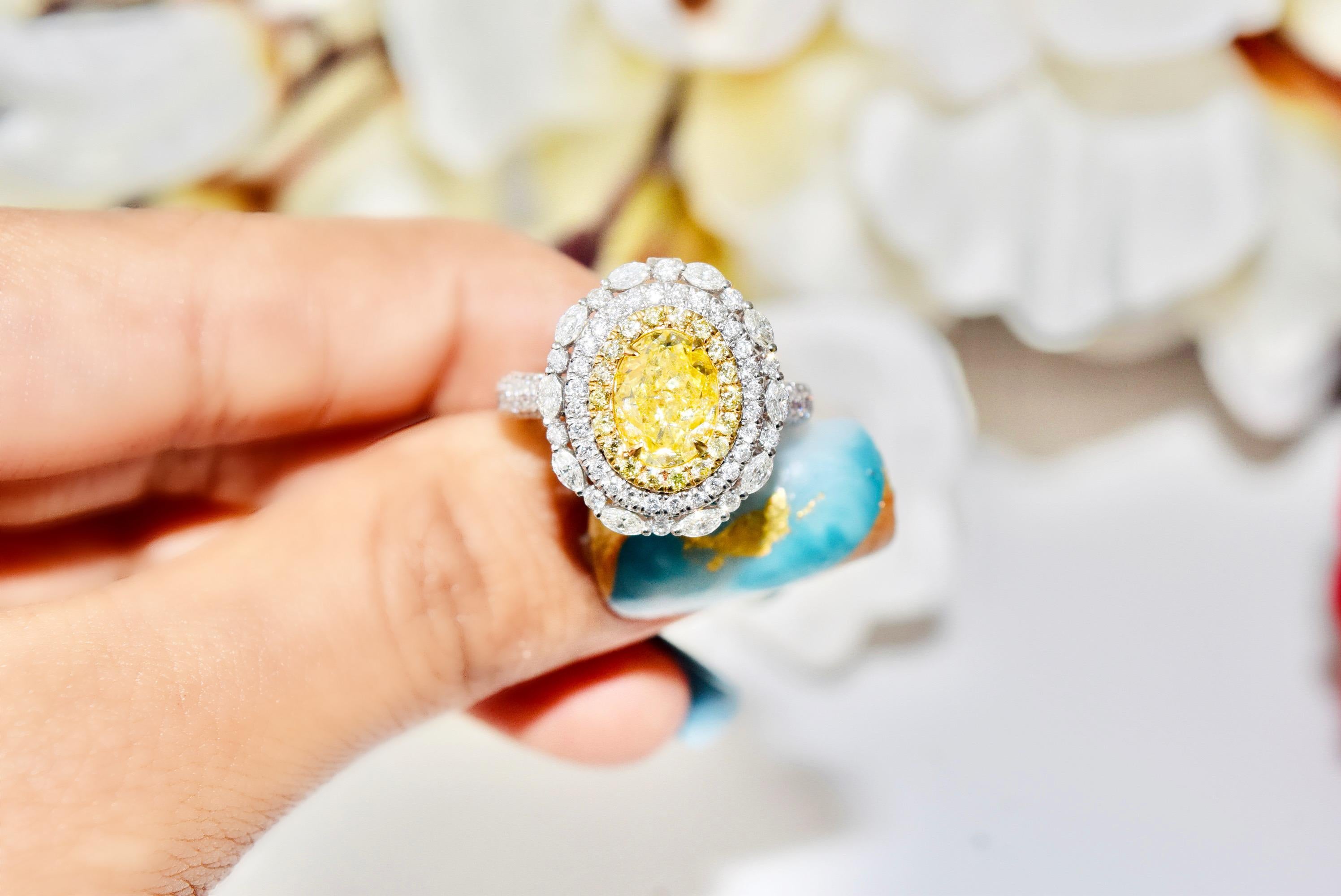 Women's or Men's 2.02 Carat Fancy Yellow Diamond Ring & Pendant Convertible GIA Certified  For Sale