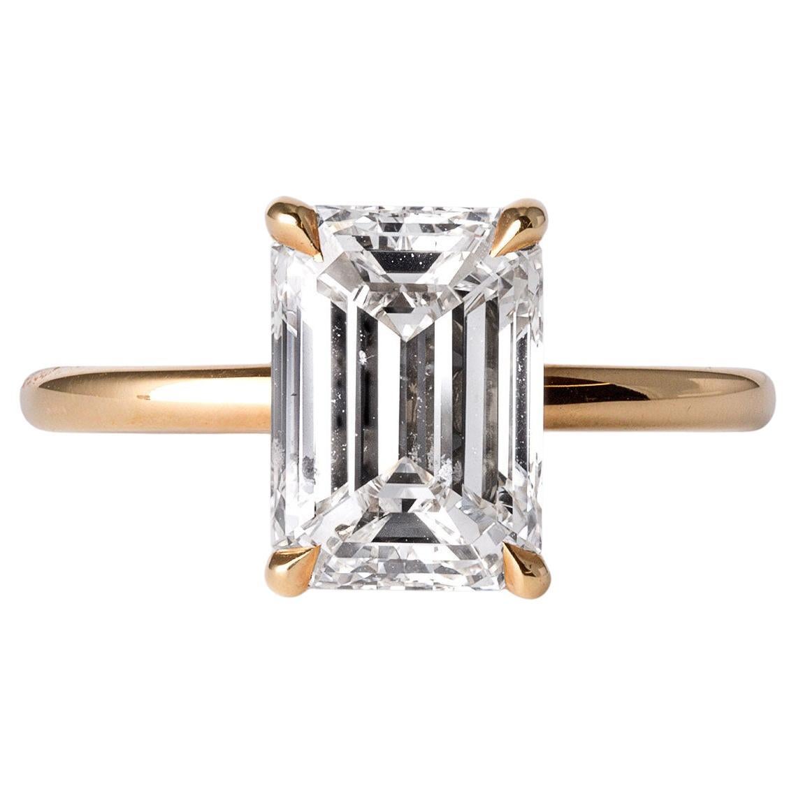 2.02 Carat G VVS2 Emerald Cut Diamond Engagement Ring in 18K Yellow Gold with H