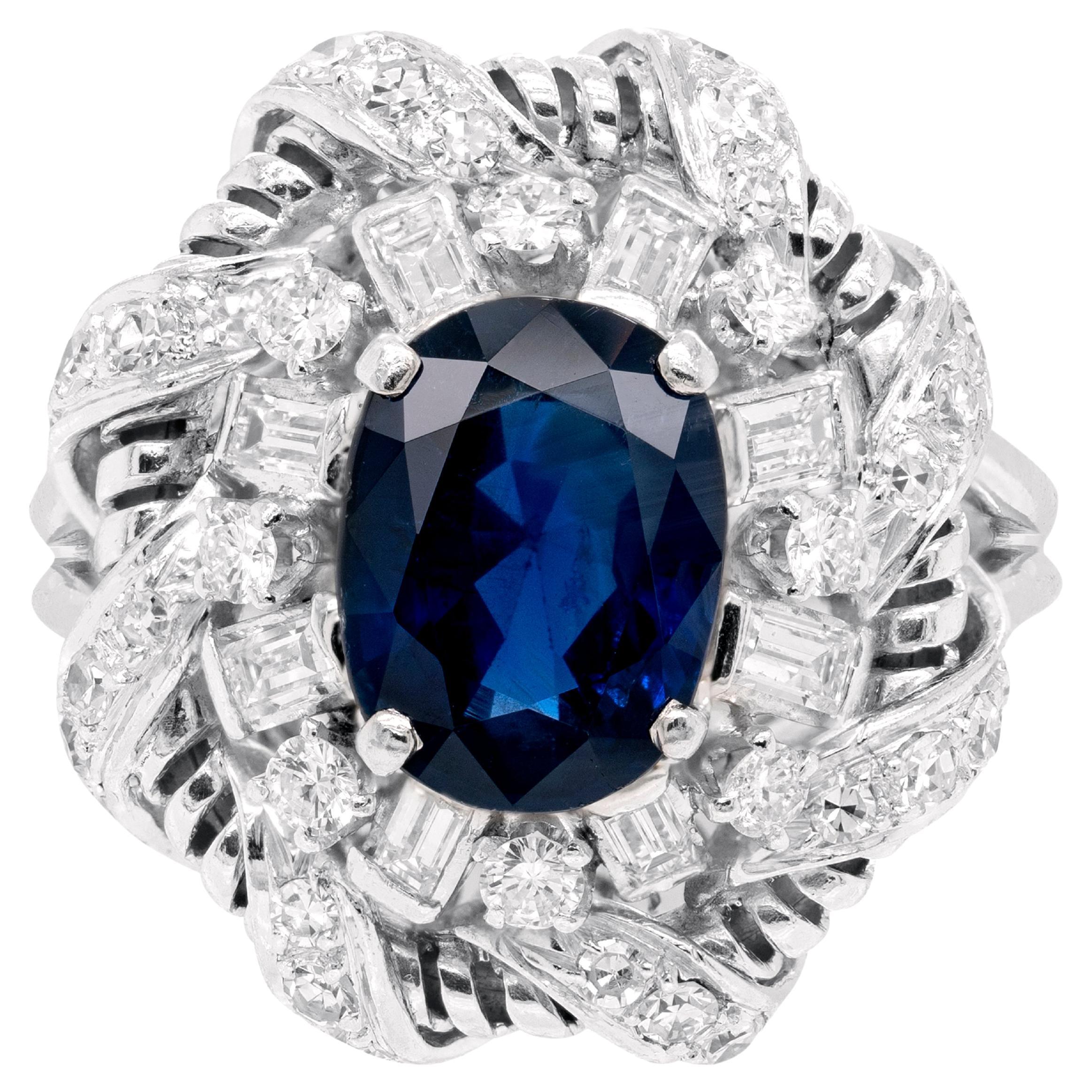 2.02ct Natural Unheated Blue Sapphire and Diamond Platinum Cluster Cocktail Ring For Sale