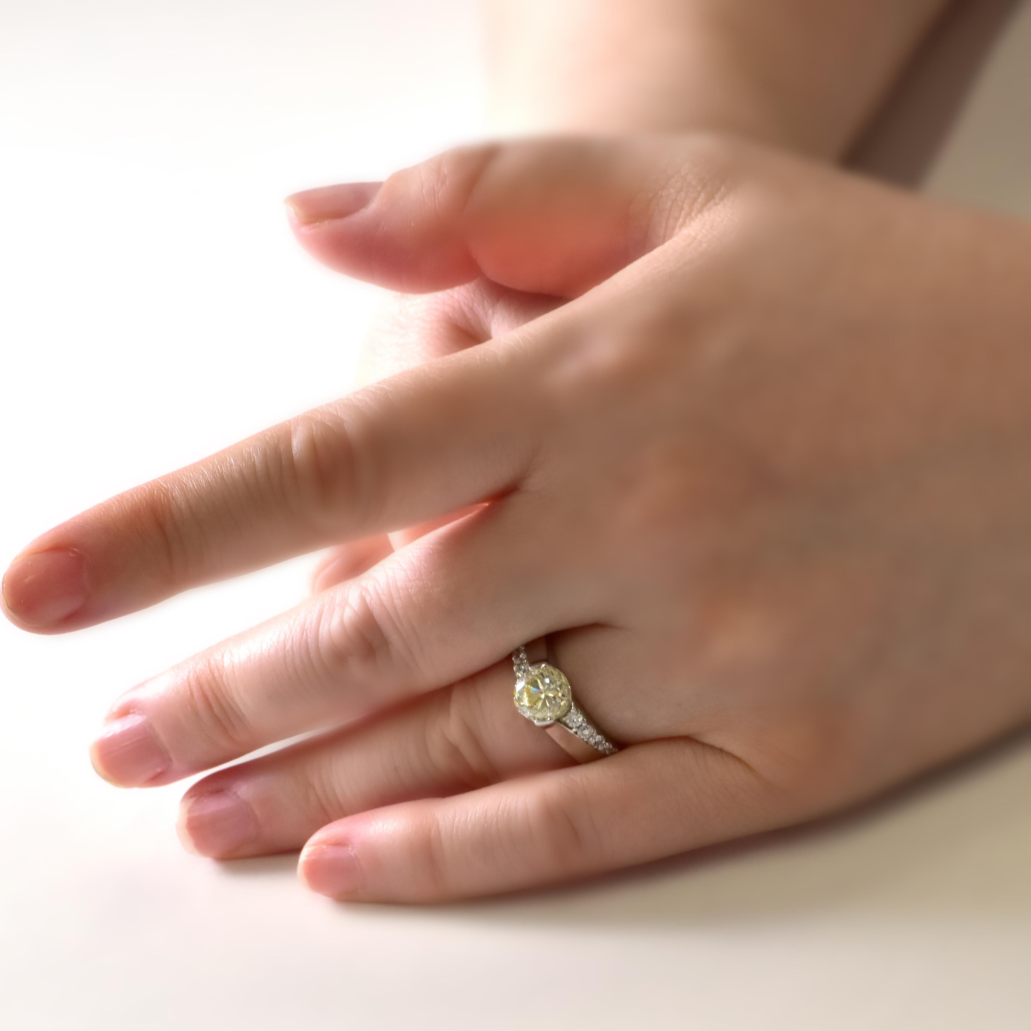 2.02 Carat Natural, Very Light Yellow, Diamond Ring Made in Platinum For Sale 2