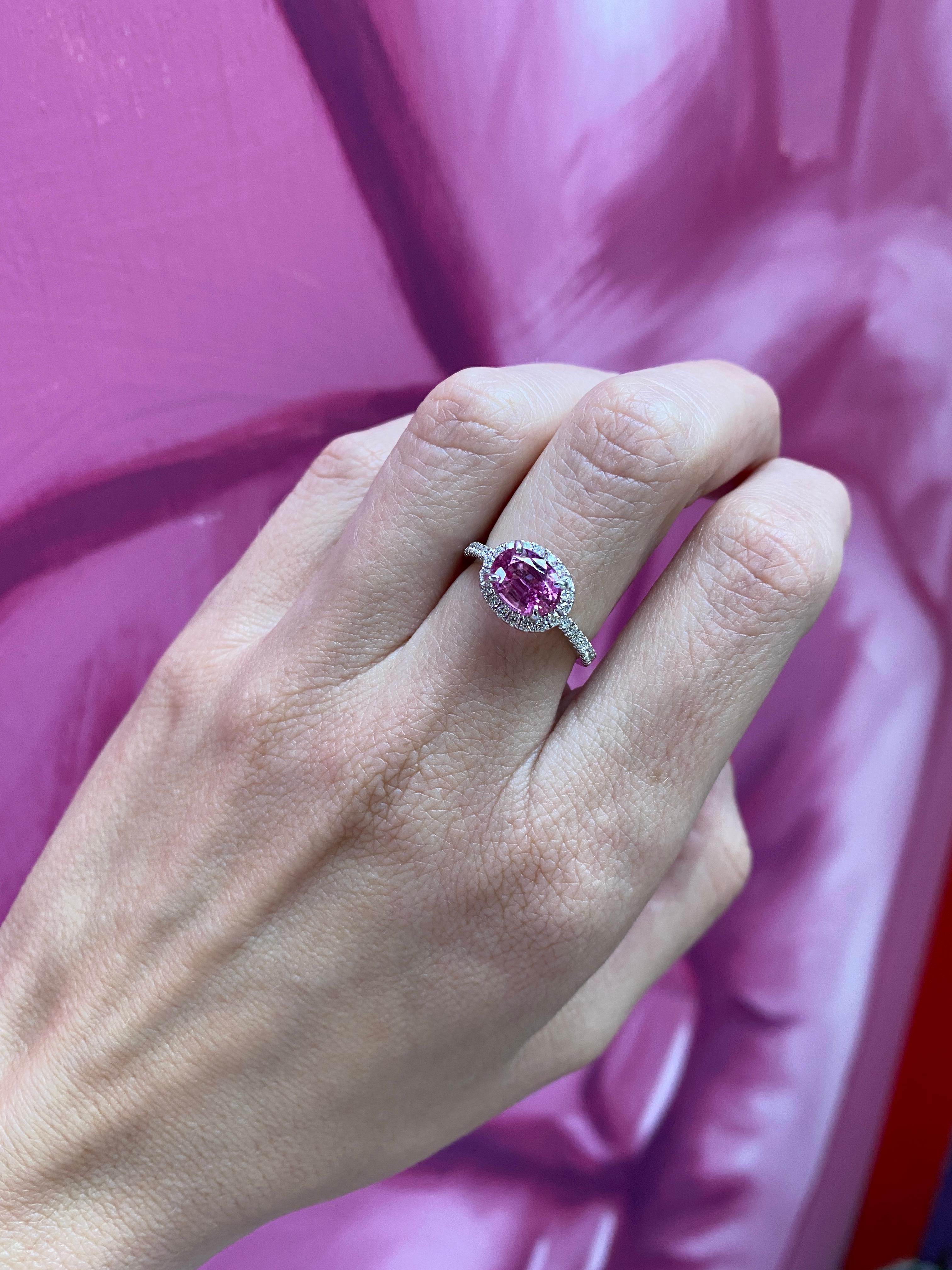 2,02 Karat ovaler rosa Saphir mit 0,38 Karat runden Diamanten Akzenten Cocktail-Ring im Angebot 6