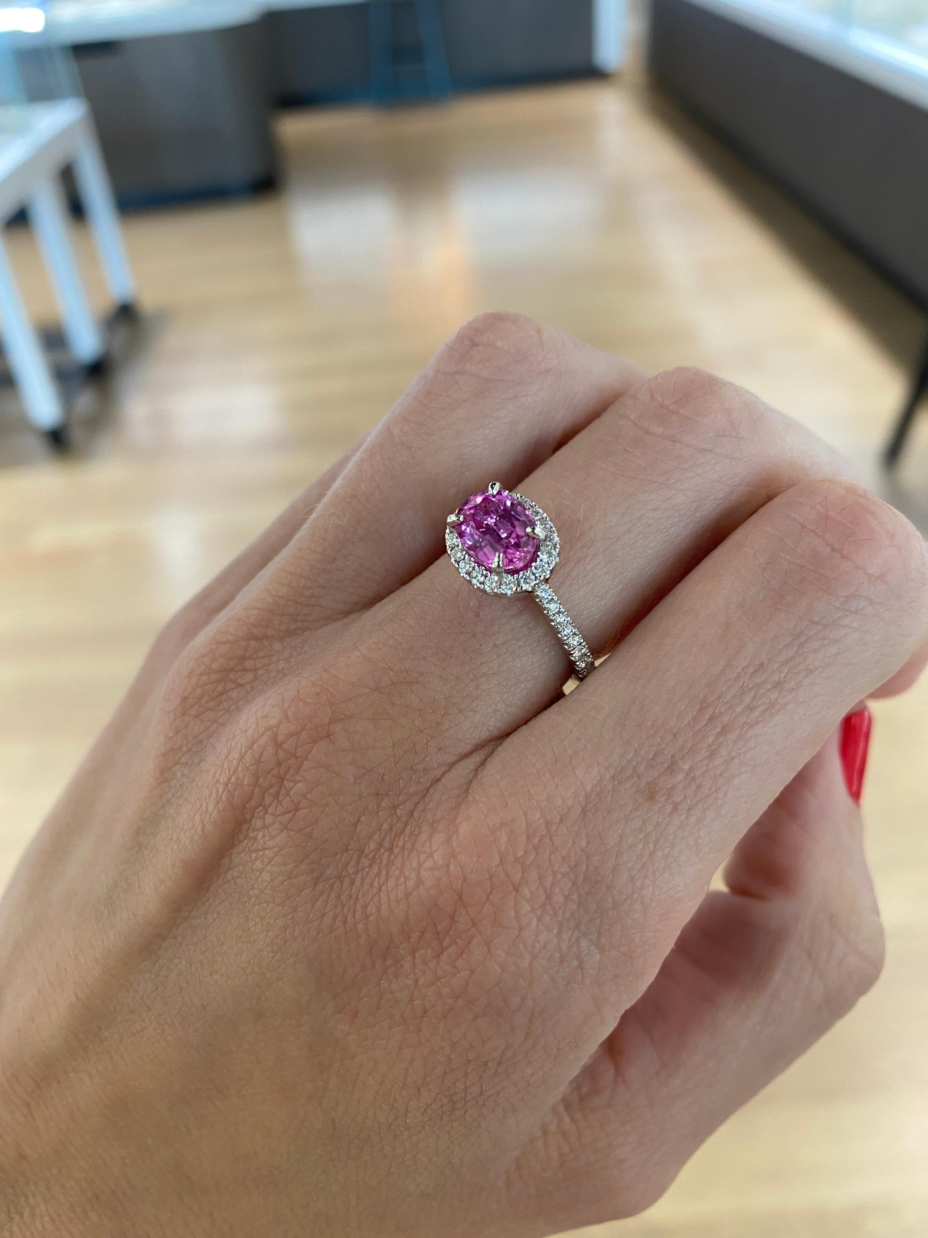2.02 Carat Oval Pink Sapphire w 0.38ctw Round Diamonds Accents Cocktail Ring For Sale 2