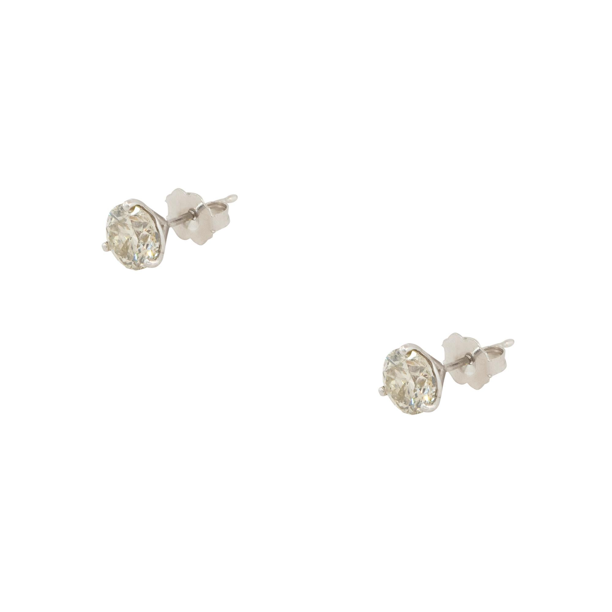 2.02 Carat Round Diamond Stud Earrings 14 Karat In Stock  In Excellent Condition For Sale In Boca Raton, FL