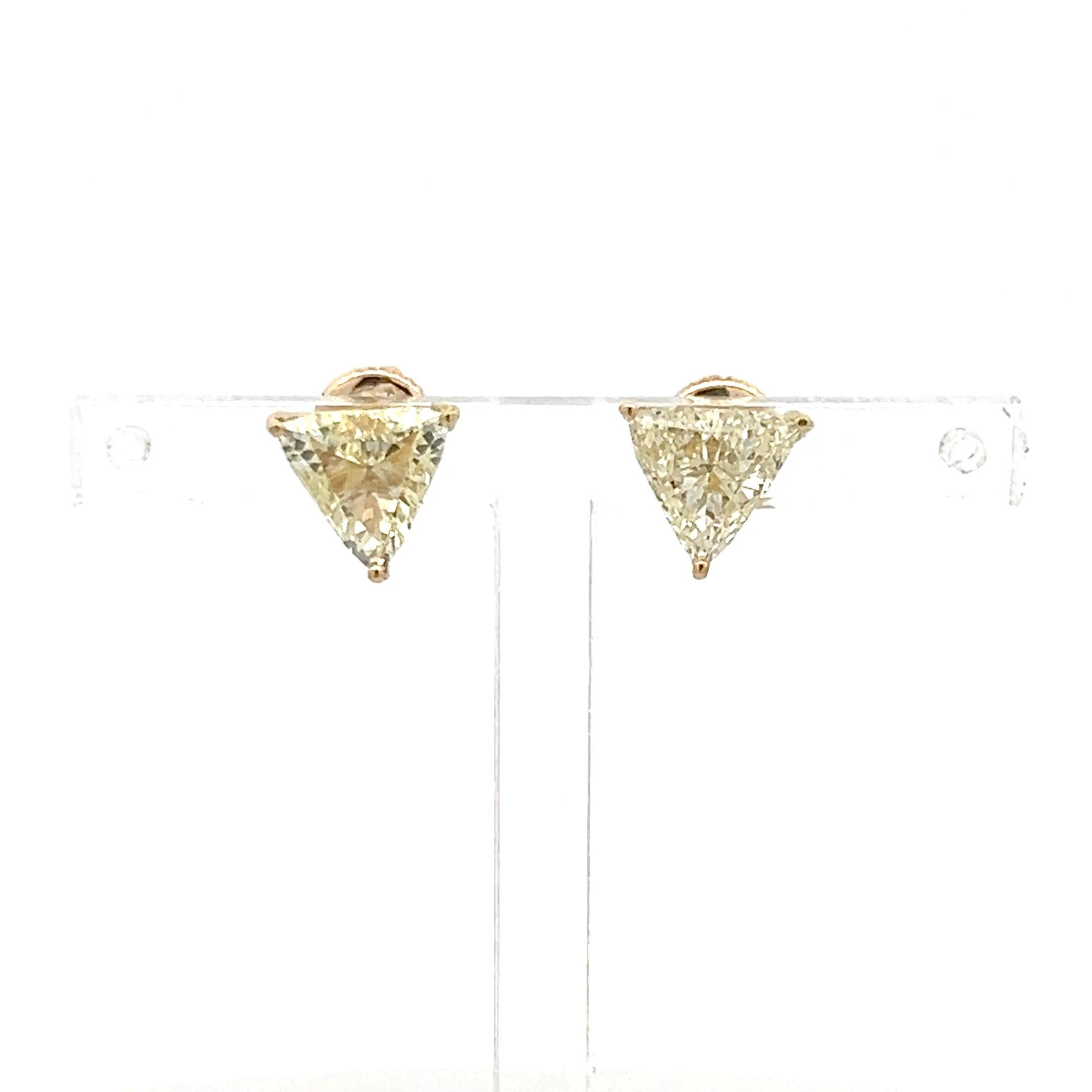 Women's 2.02 Carat Triangular Shape Diamond 14 Karat Yellow Gold Stud Earrings