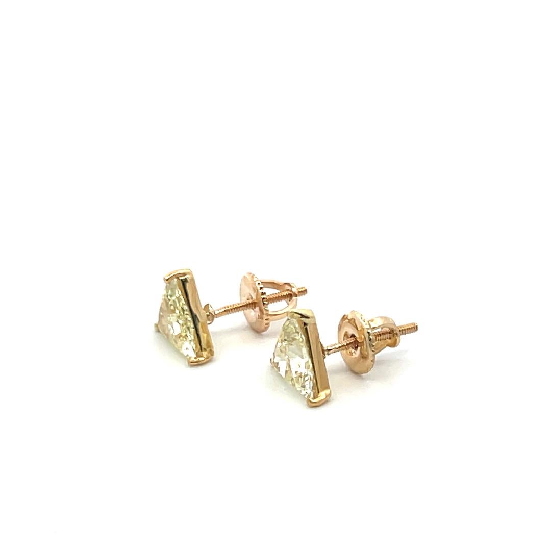 2.02 Carat Triangular Shape Diamond 14 Karat Yellow Gold Stud Earrings 4