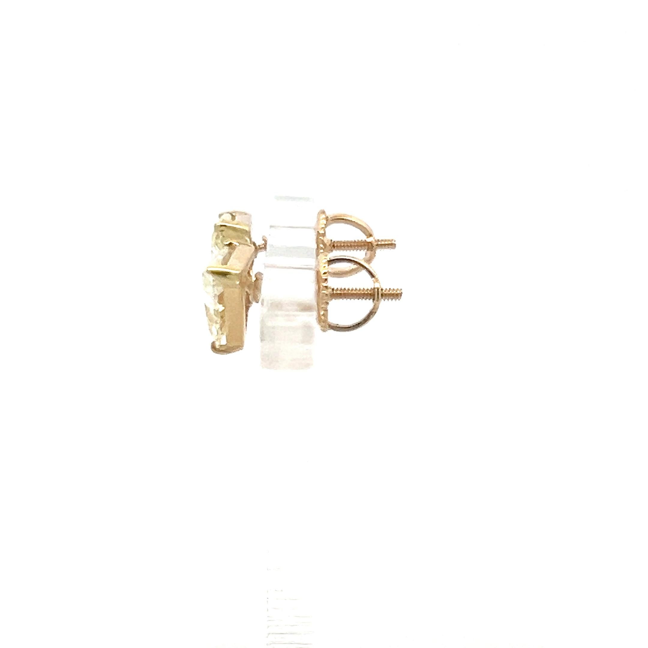 2,02 Karat Dreieckige Form O-U I1-SI1 Diamant Ohrstecker aus 14K Gelbgold im Zustand „Neu“ im Angebot in New York, NY