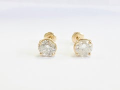 2.02 Carats Round Brilliant Diamond Stud Earrings 14K Yellow Gold