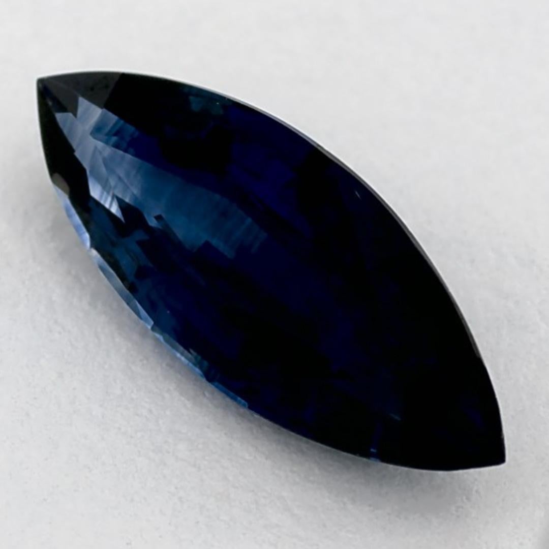 Ein sehr wertvoller September-Geburtsstein mit einer bezaubernden blauen Farbe. Man glaubt, dass sie dem Leben Glück und Reichtum bringen.

Entdecken Sie die lebendige Kollektion von Smaragden, Rubinen und Saphiren in unserem Geschäft, die als lose