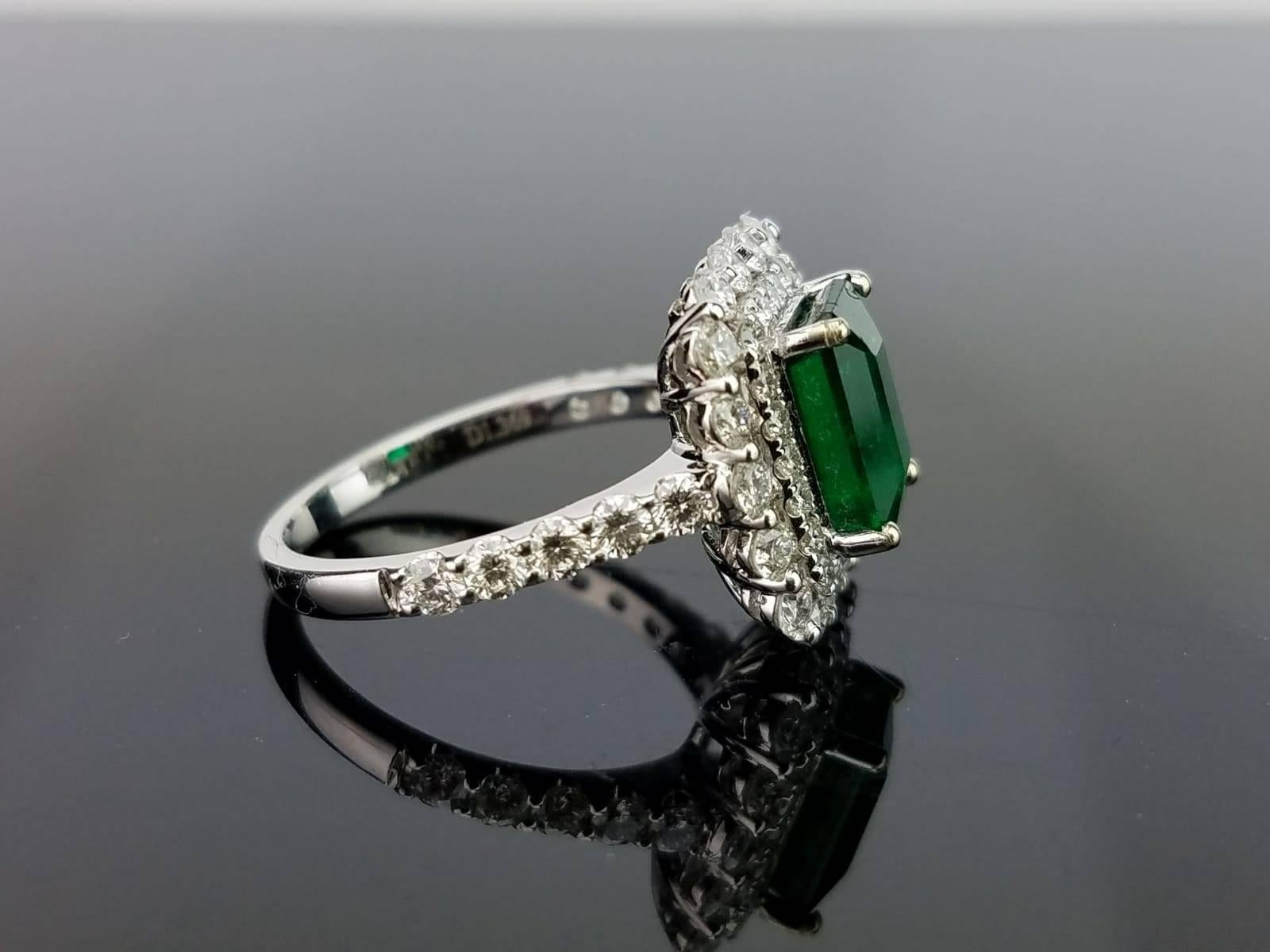 Art Deco 2.02 Emerald and Diamond Cocktail Ring For Sale