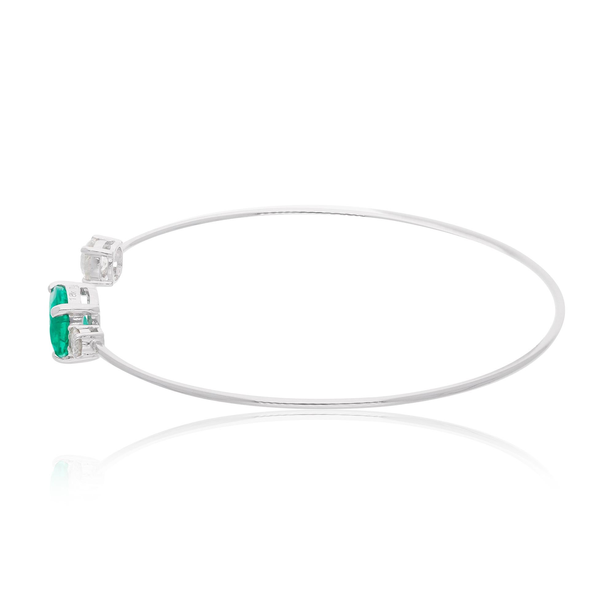 2,02 TCW sambischer Smaragd Diamant offenes Manschettenarmband 14 Karat Weißgold (Ovalschliff) im Angebot