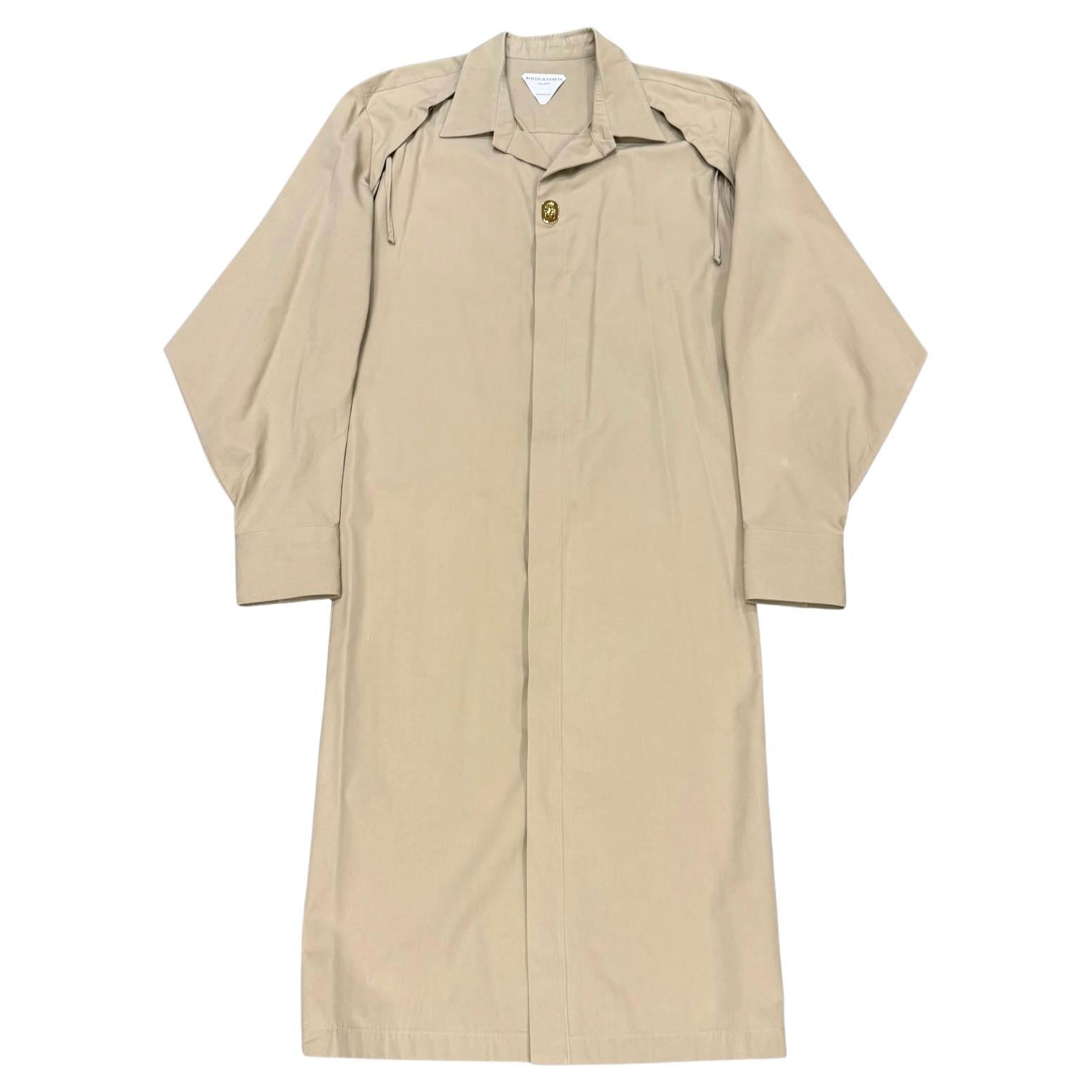 2020 Bottega Veneta raglan sleeve batwing coat