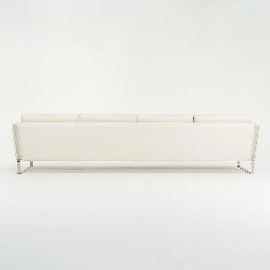 Sofa CH104 von Hans Wegner für Carl Hansen aus Stahl und weißem Leder, 2020 (Skandinavische Moderne) im Angebot