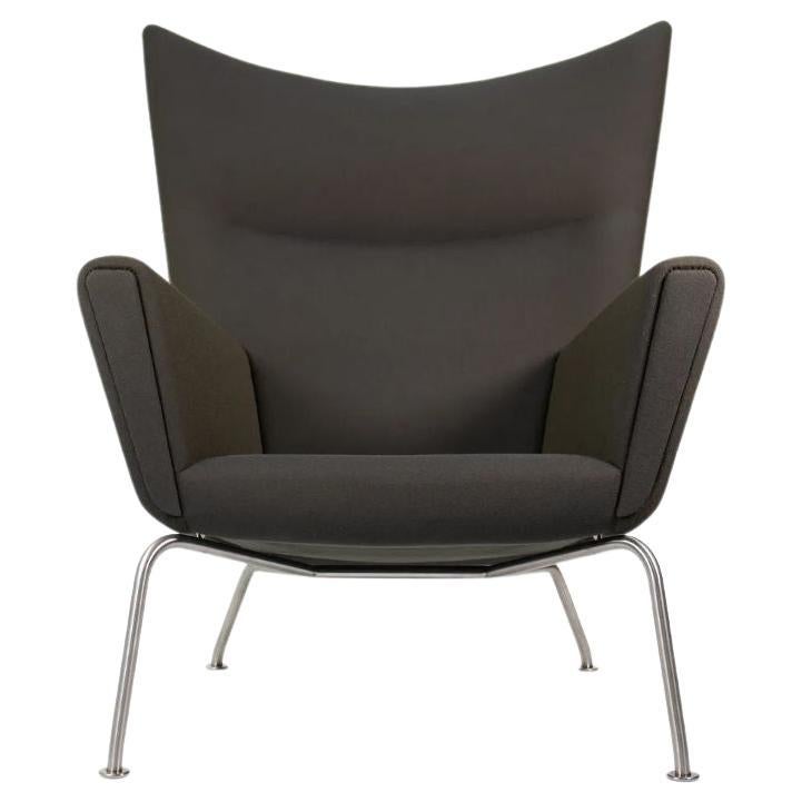 2020 CH445 Wing Lounge Chair by Hans Wegner for Carl Hansen in Brown/Grey Fabric For Sale