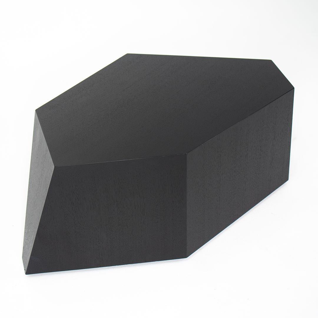 XXIe siècle et contemporain Table d'appoint Chaka 2020 d'Arteriors en ébène, modèle DJ5012 en vente