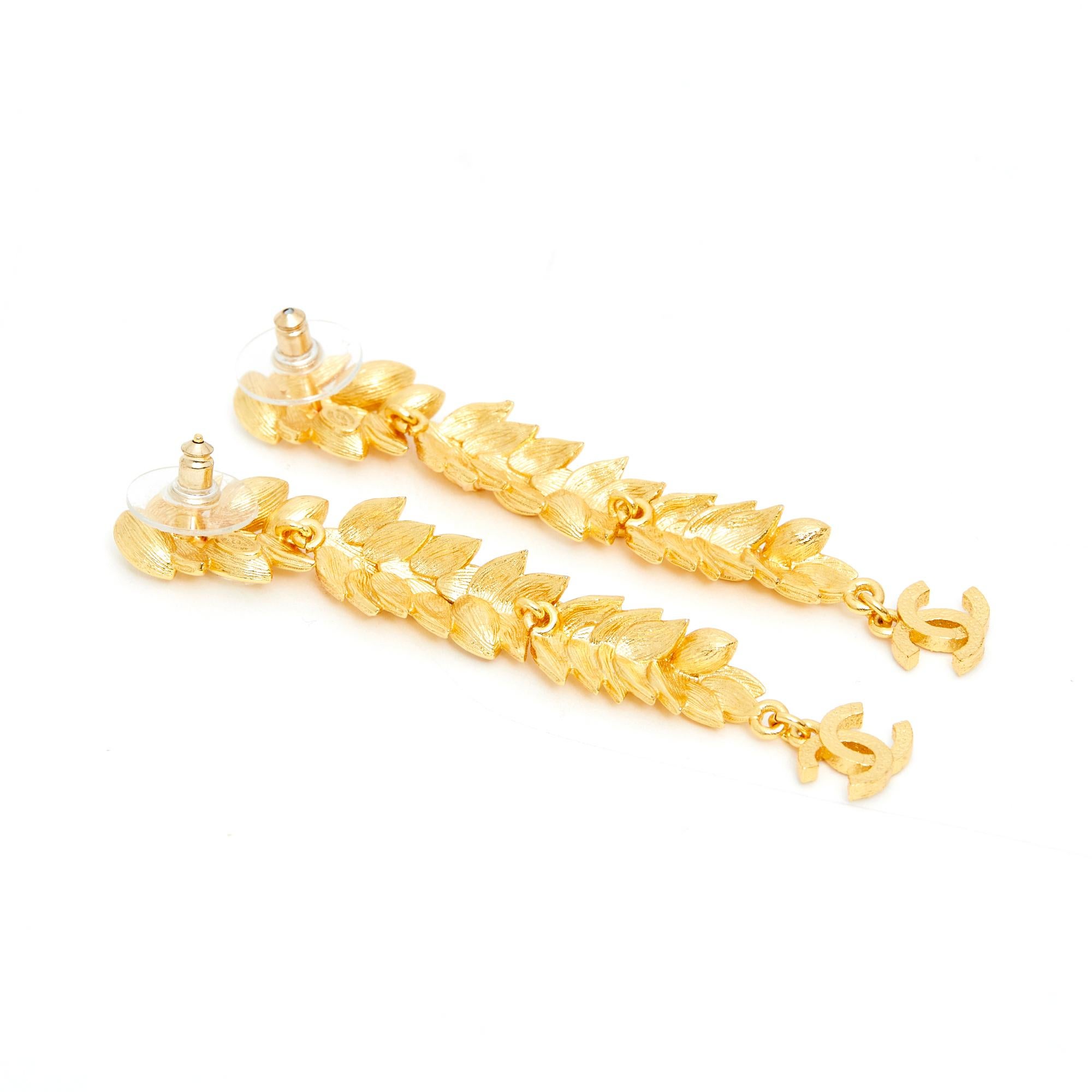Women's or Men's 2020 Chanel Earrings studs Golden Palm For Sale