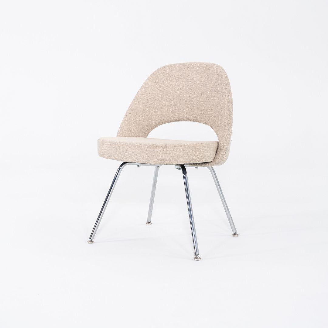 Moderne 2020 Eero Saarinen for Knoll Chaise d'appoint sans bras en tissu bouclé en vente