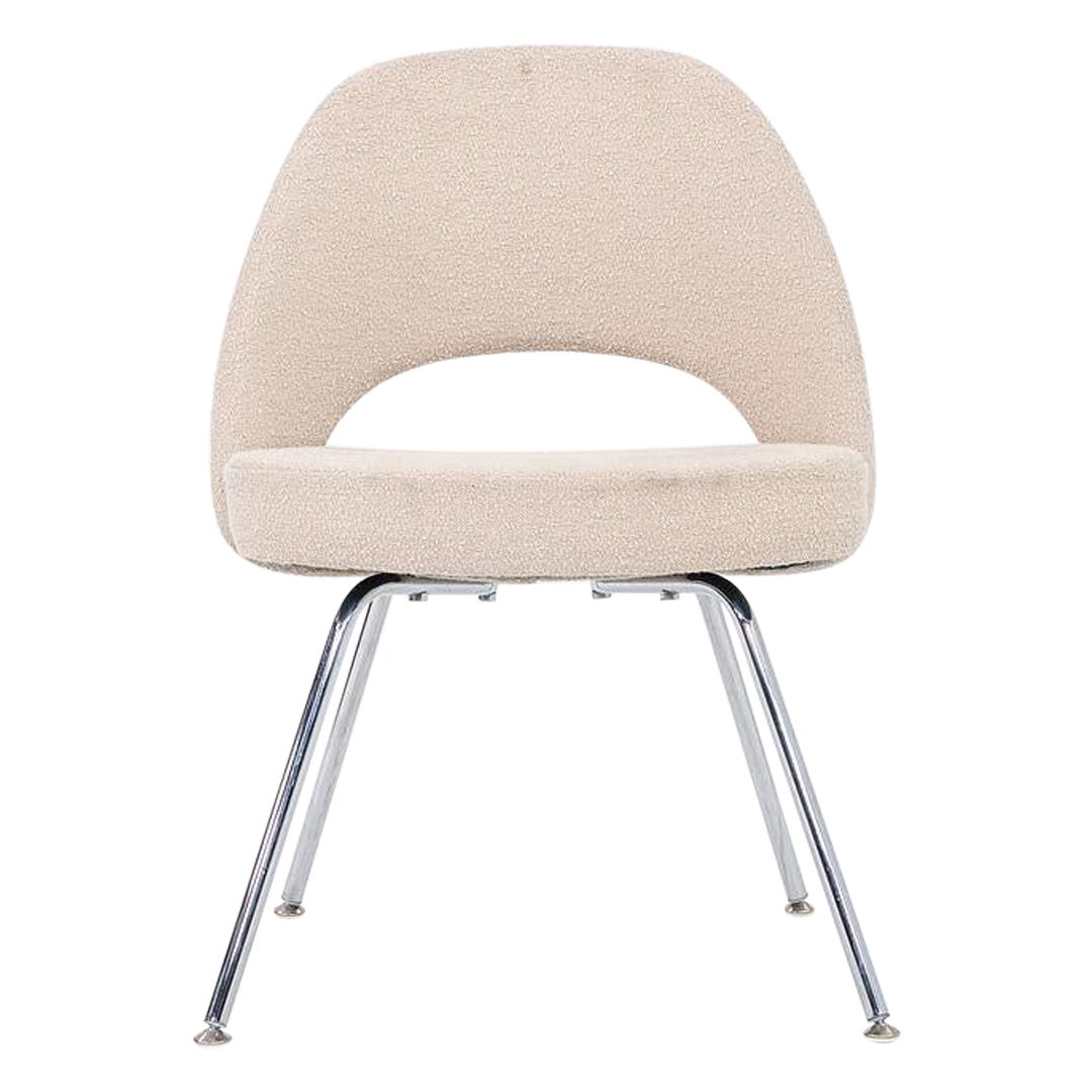 2020 Eero Saarinen for Knoll Chaise d'appoint sans bras en tissu bouclé en vente