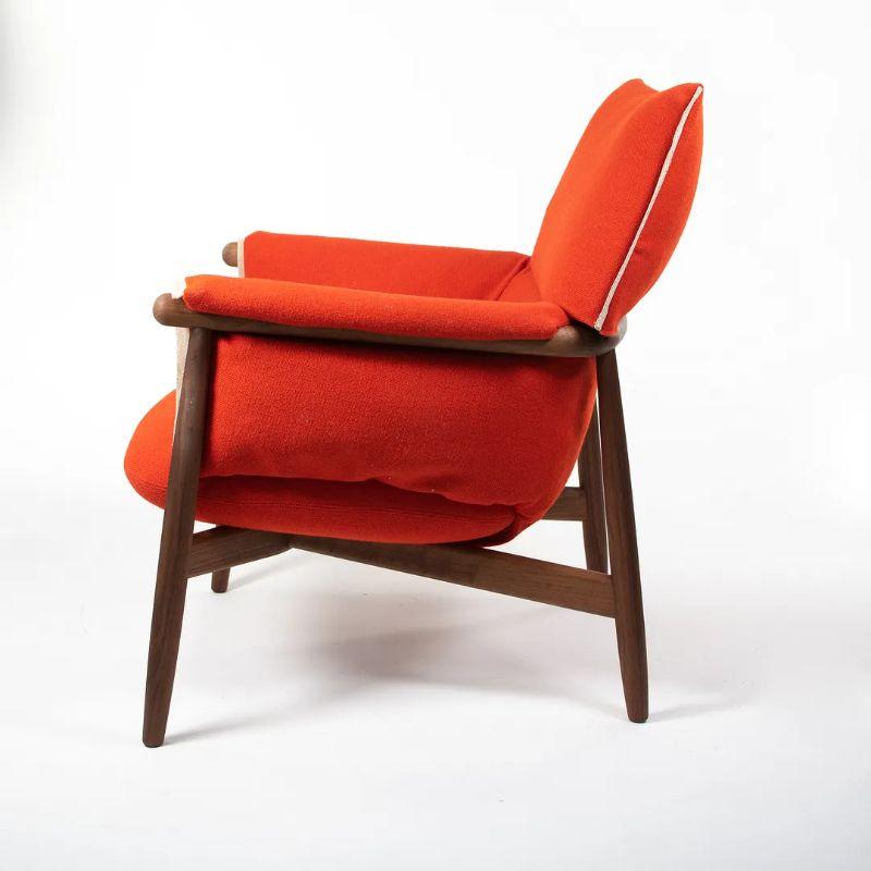 2020 EO15 Embrace Lounge Chair by EOOS for Carl Hansen in Walnut w/ Red Fabric en vente 2