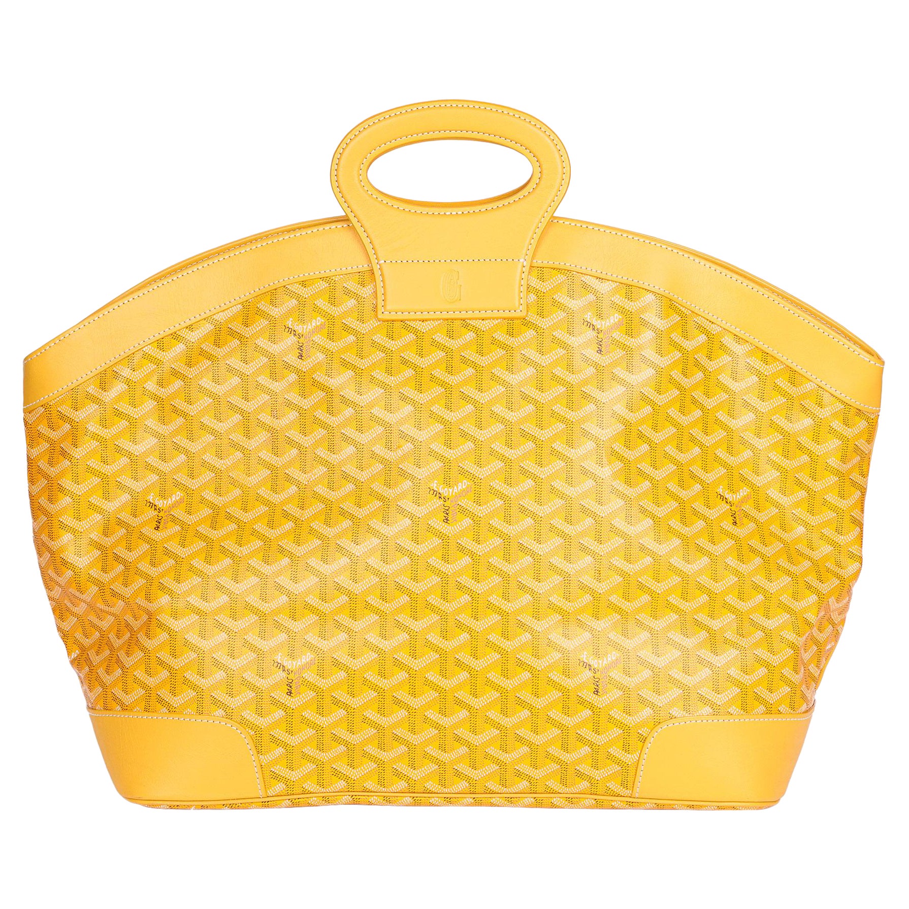 2020 Goyard Yellow Chevron Canvas 
Calfskin Leather Beluga MM