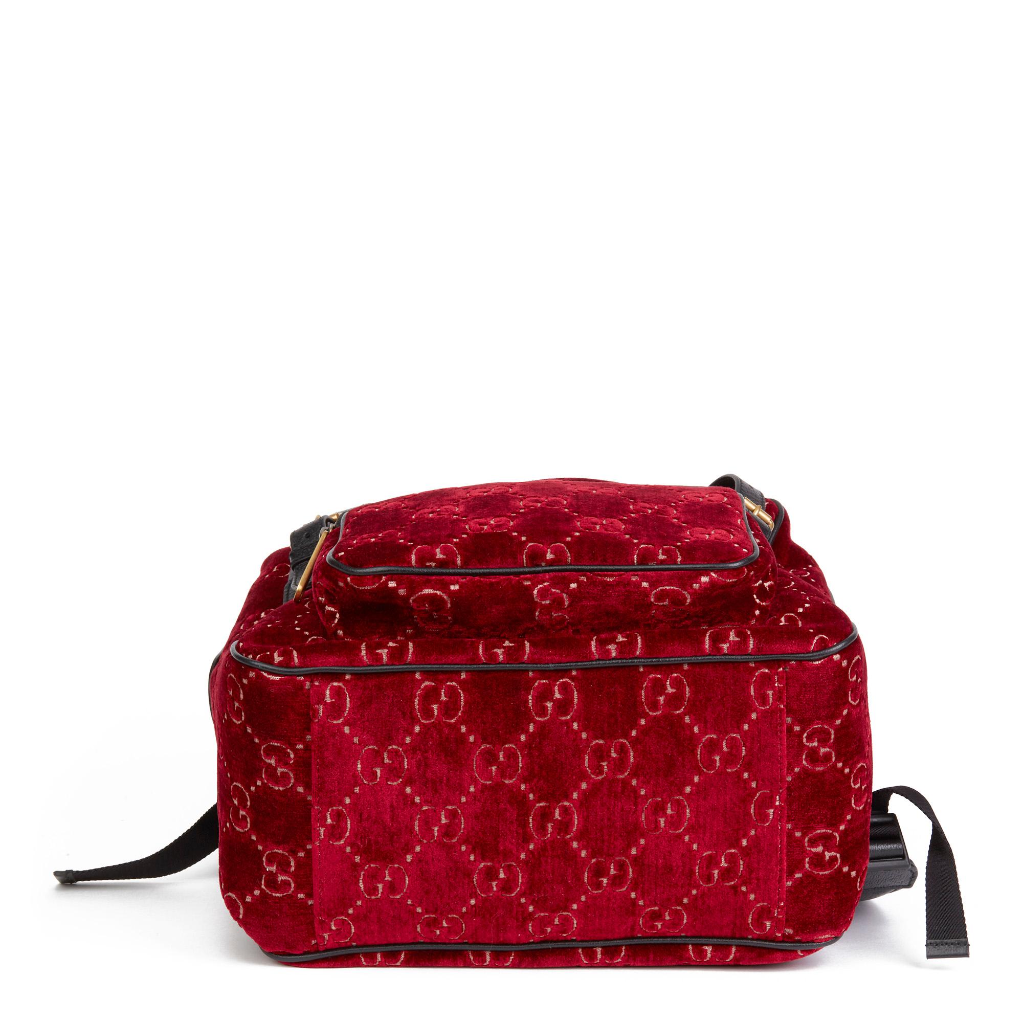 2020 Gucci Red GG Velvet & Black Pigskin Small Marmont Backpack In New Condition In Bishop's Stortford, Hertfordshire