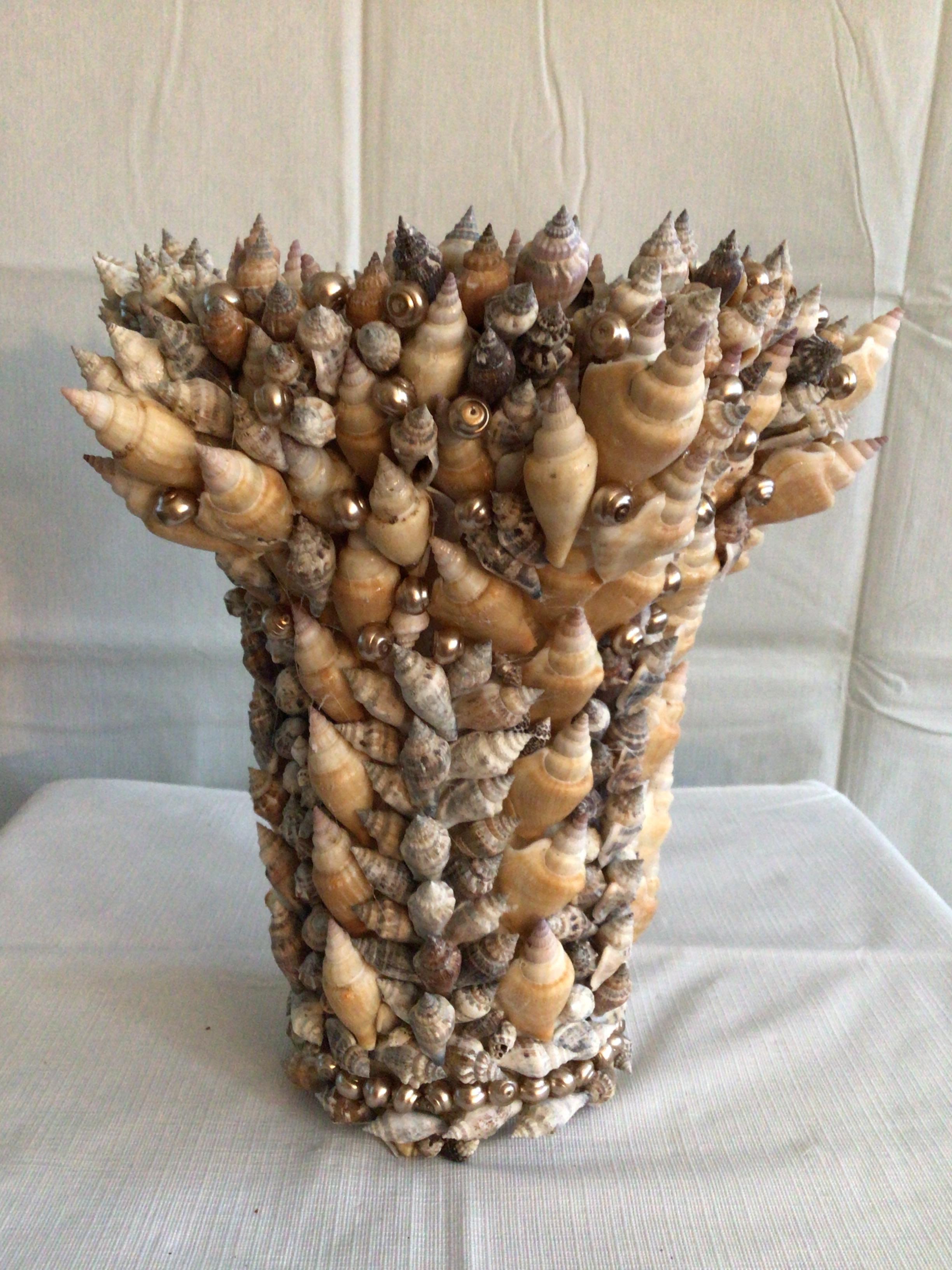 2020 handmade shell vase.