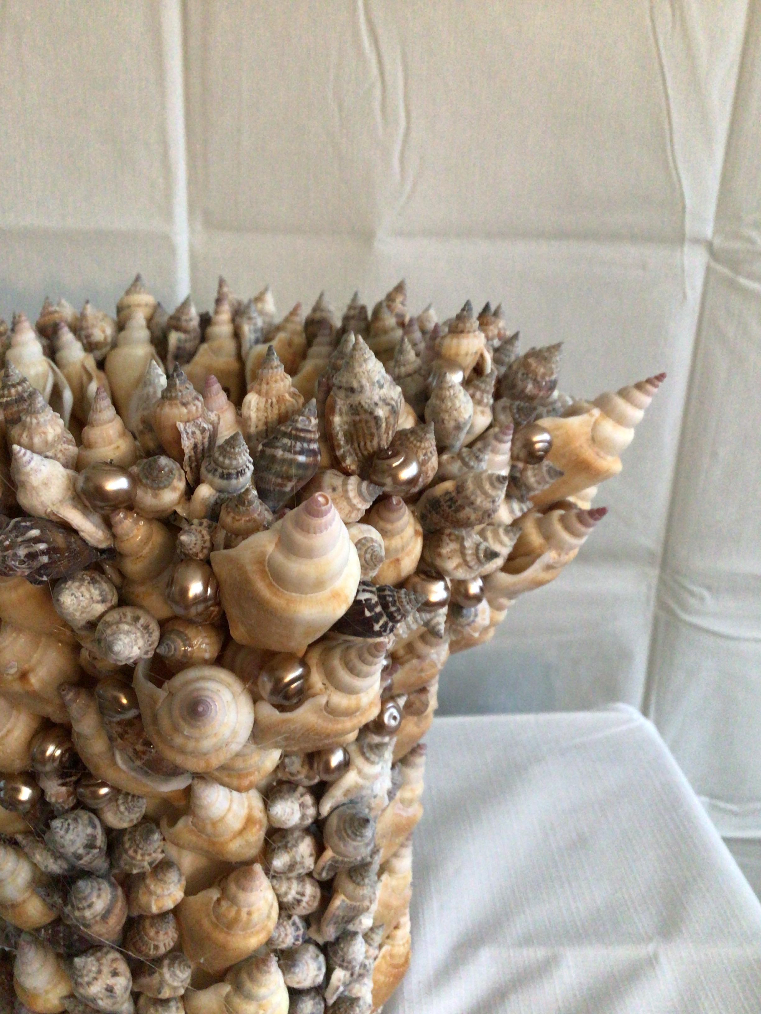 2020 Handmade Shell Vase In Good Condition In Tarrytown, NY