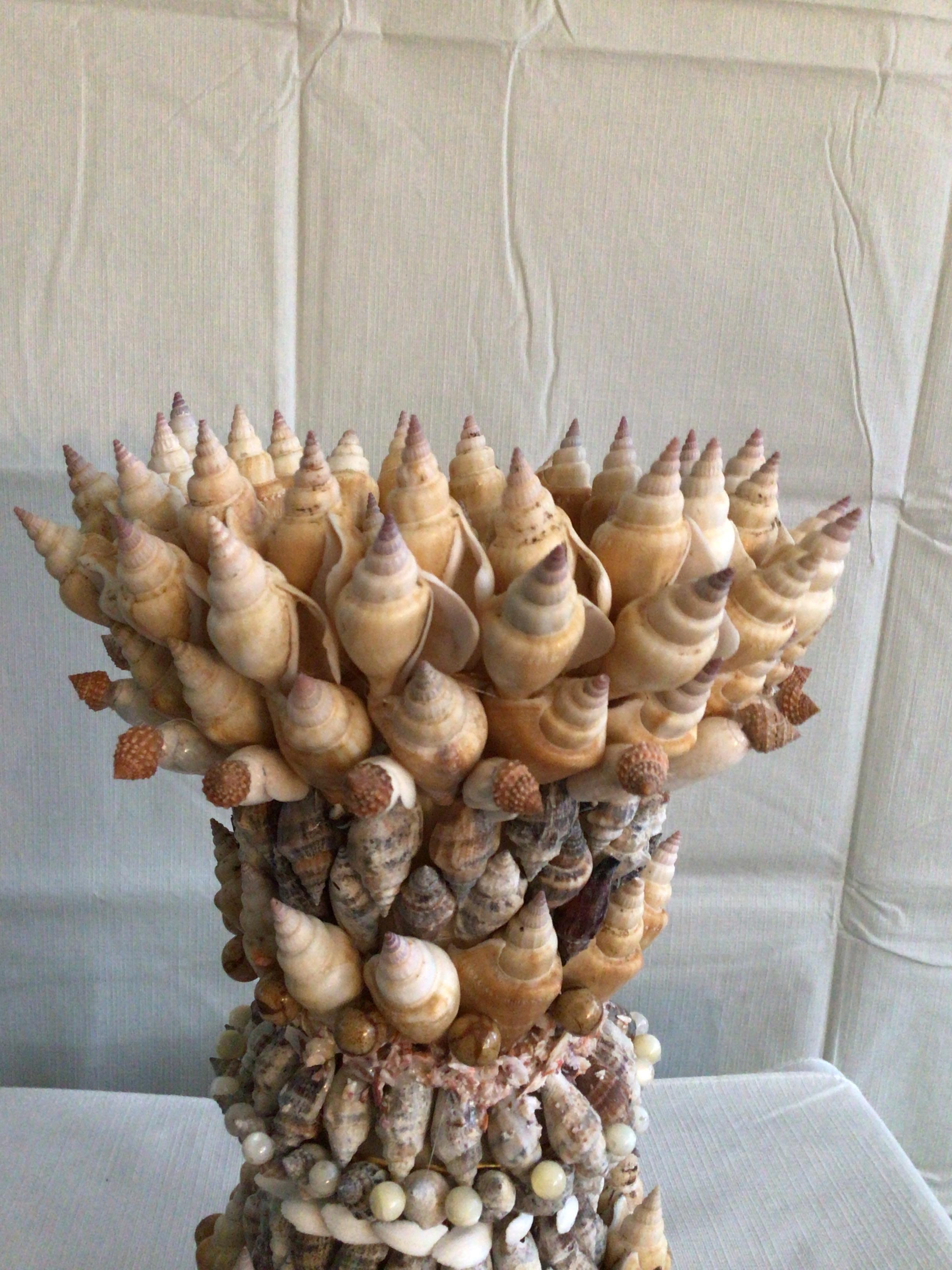 2020 Handmade Shell Vase In Good Condition For Sale In Tarrytown, NY