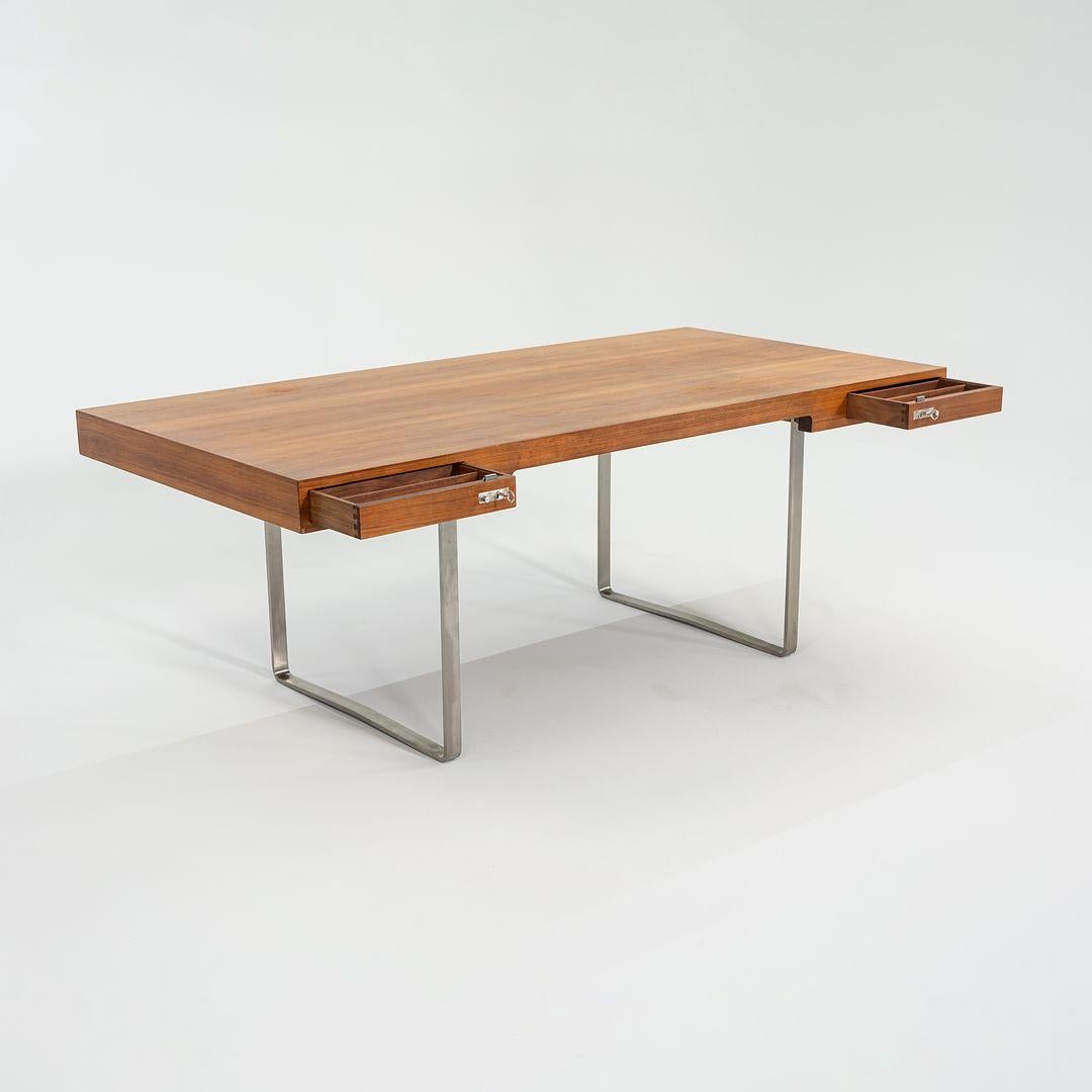 2020 Hans Wegner for Carl Hansen CH110 Executive Desk Noce Inox 2x Disponibile in vendita 4