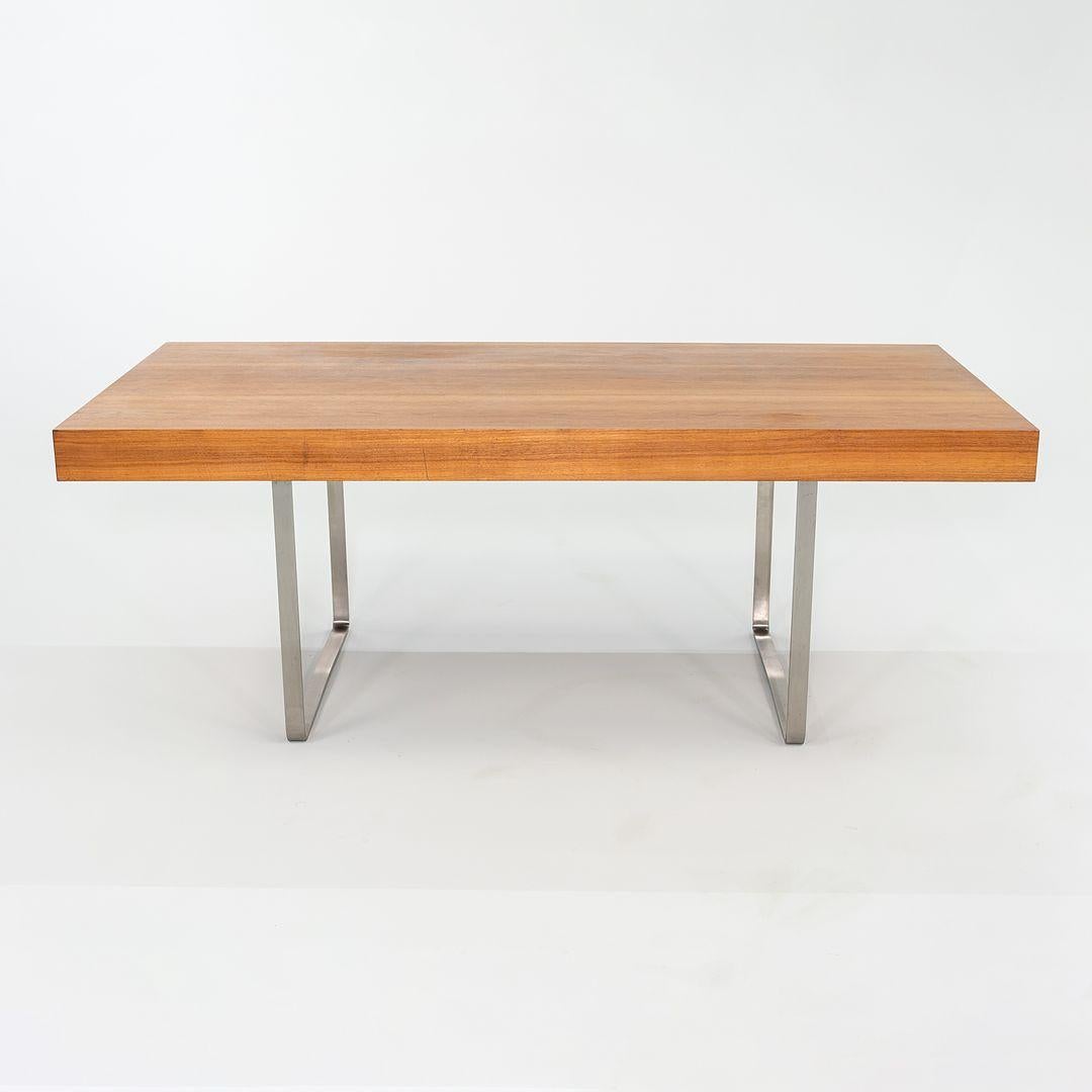 2020 Hans Wegner for Carl Hansen CH110 Executive Desk Noce Inox 2x Disponibile In condizioni buone in vendita a Philadelphia, PA