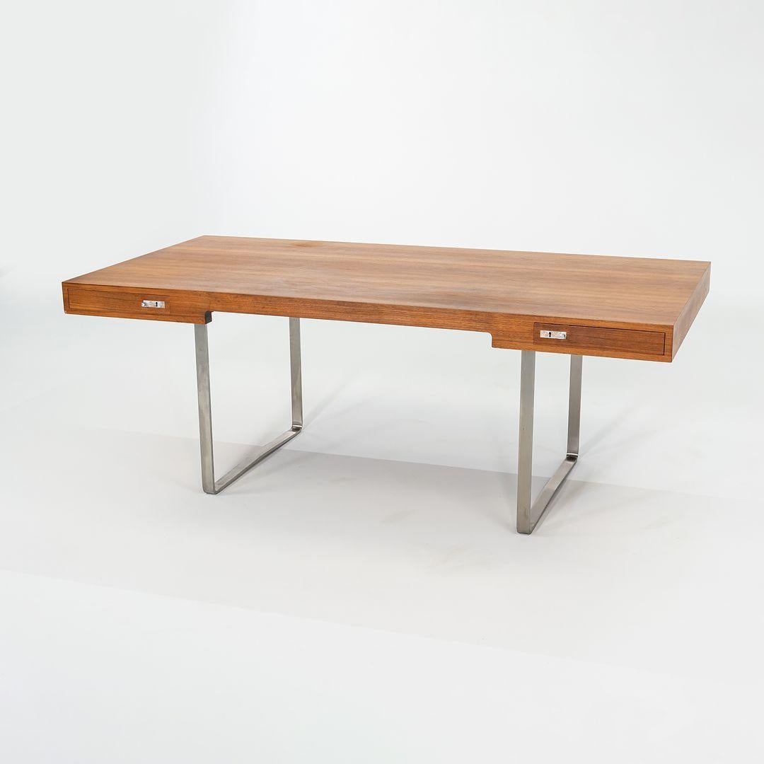 2020 Hans Wegner for Carl Hansen CH110 Executive Desk Noce Inox 2x Disponibile in vendita 2