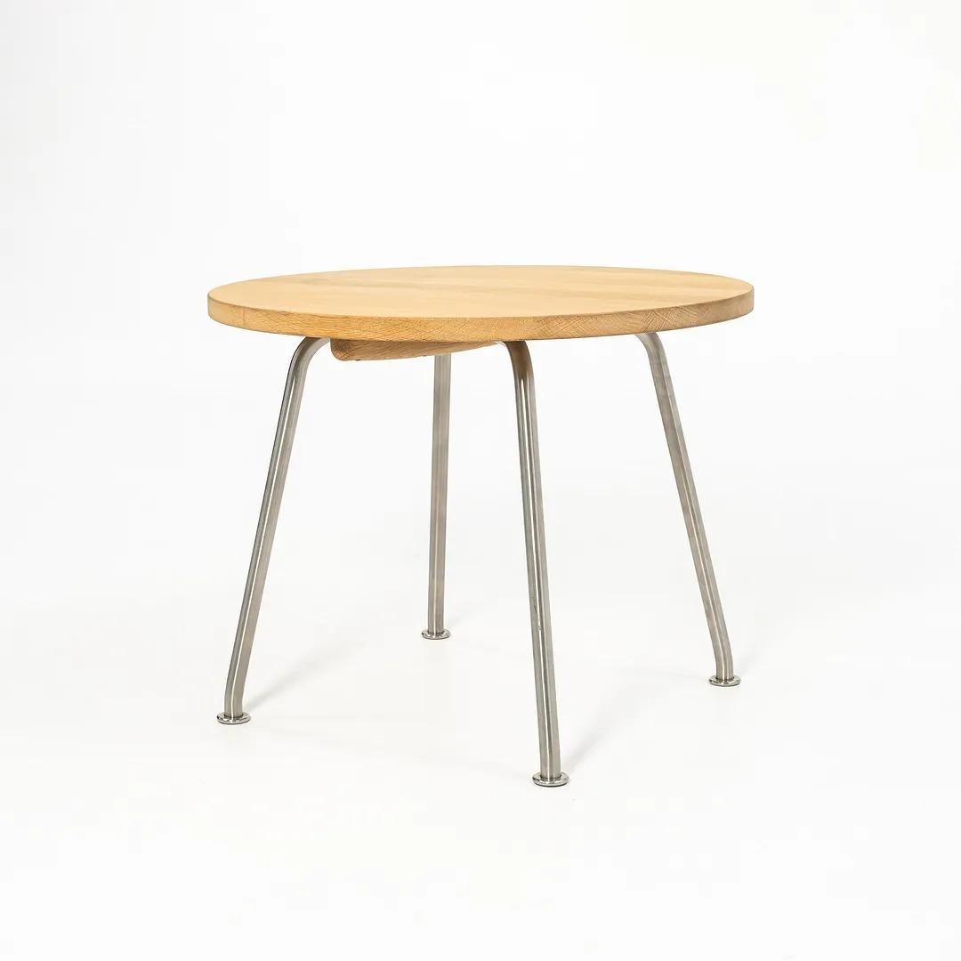 2020 Hans Wegner for Carl Hansen CH415 Side Table in Oak Oil w/ Legs 55cm Top For Sale 3