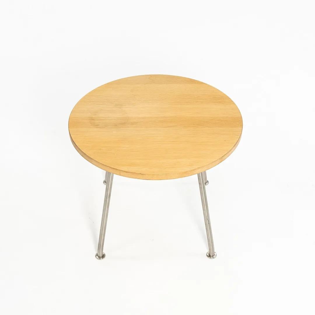 2020 Hans Wegner for Carl Hansen CH415 Side Table in Oak Oil w/ Legs 55cm Top For Sale 4