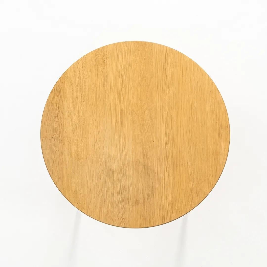 2020 Hans Wegner for Carl Hansen CH415 Side Table in Oak Oil w/ Legs 55cm Top For Sale 5