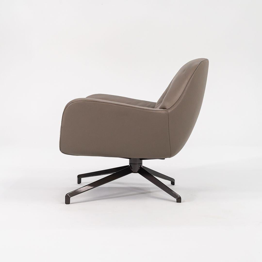 Jensen-Stuhl 2020 von Rodolfo Dordoni für Minotti in Grau / Beige aus Leder von Rodolfo im Angebot 4
