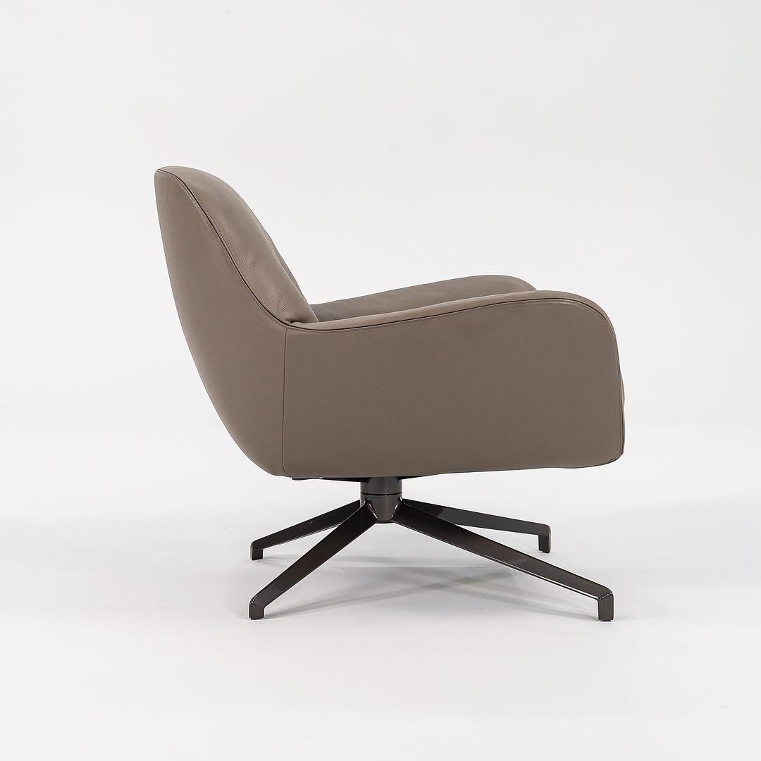 Jensen-Stuhl 2020 von Rodolfo Dordoni für Minotti in Grau / Beige aus Leder von Rodolfo (Italienisch) im Angebot