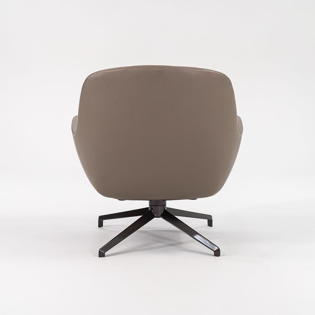 Jensen-Stuhl 2020 von Rodolfo Dordoni für Minotti in Grau / Beige aus Leder von Rodolfo (21. Jahrhundert und zeitgenössisch) im Angebot