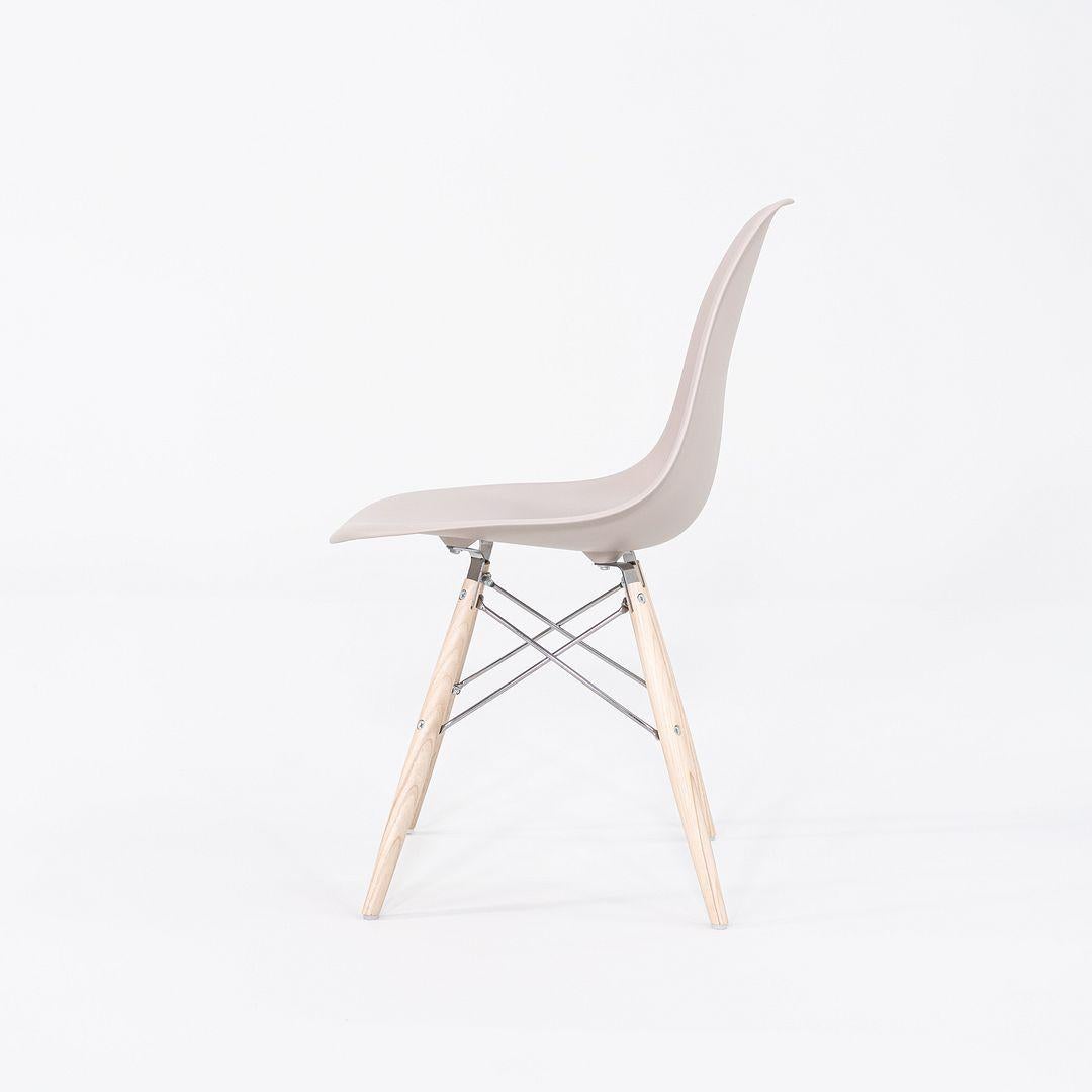 2020 Pair of Herman Miller Eames Plastic DSW Dining Shell Chairs For Sale 1