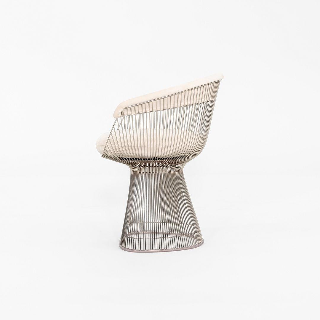 Moderne 2020 Paire de chaises à bras de salle à manger en daim ivoire de Warren Platner pour Knoll en vente