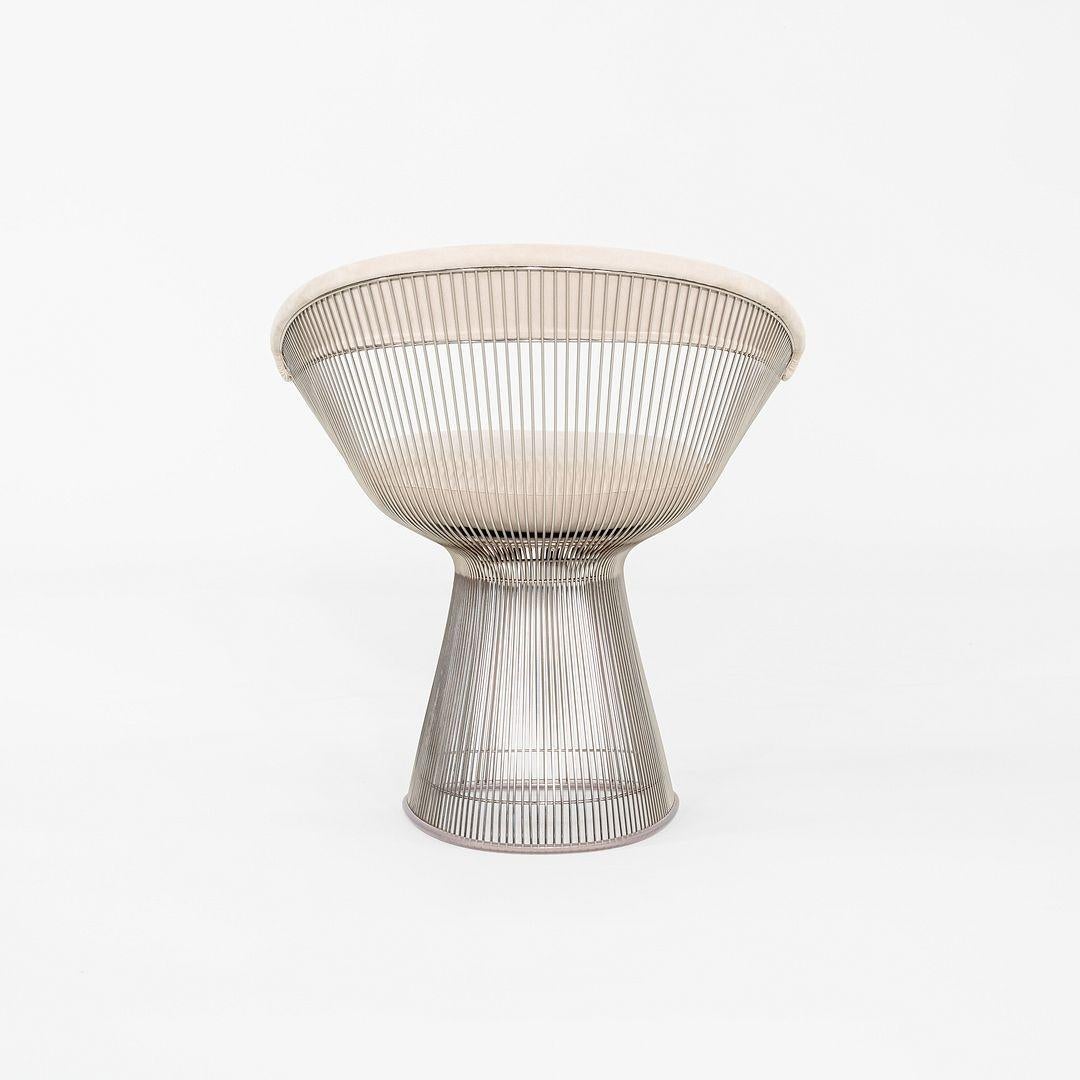 Américain 2020 Paire de chaises à bras de salle à manger en daim ivoire de Warren Platner pour Knoll en vente