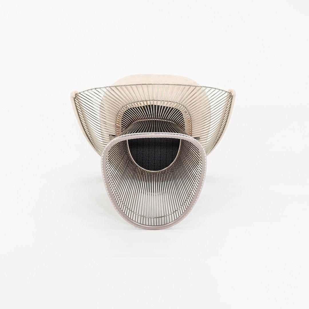 2020 Paire de chaises à bras de salle à manger en daim ivoire de Warren Platner pour Knoll en vente 1