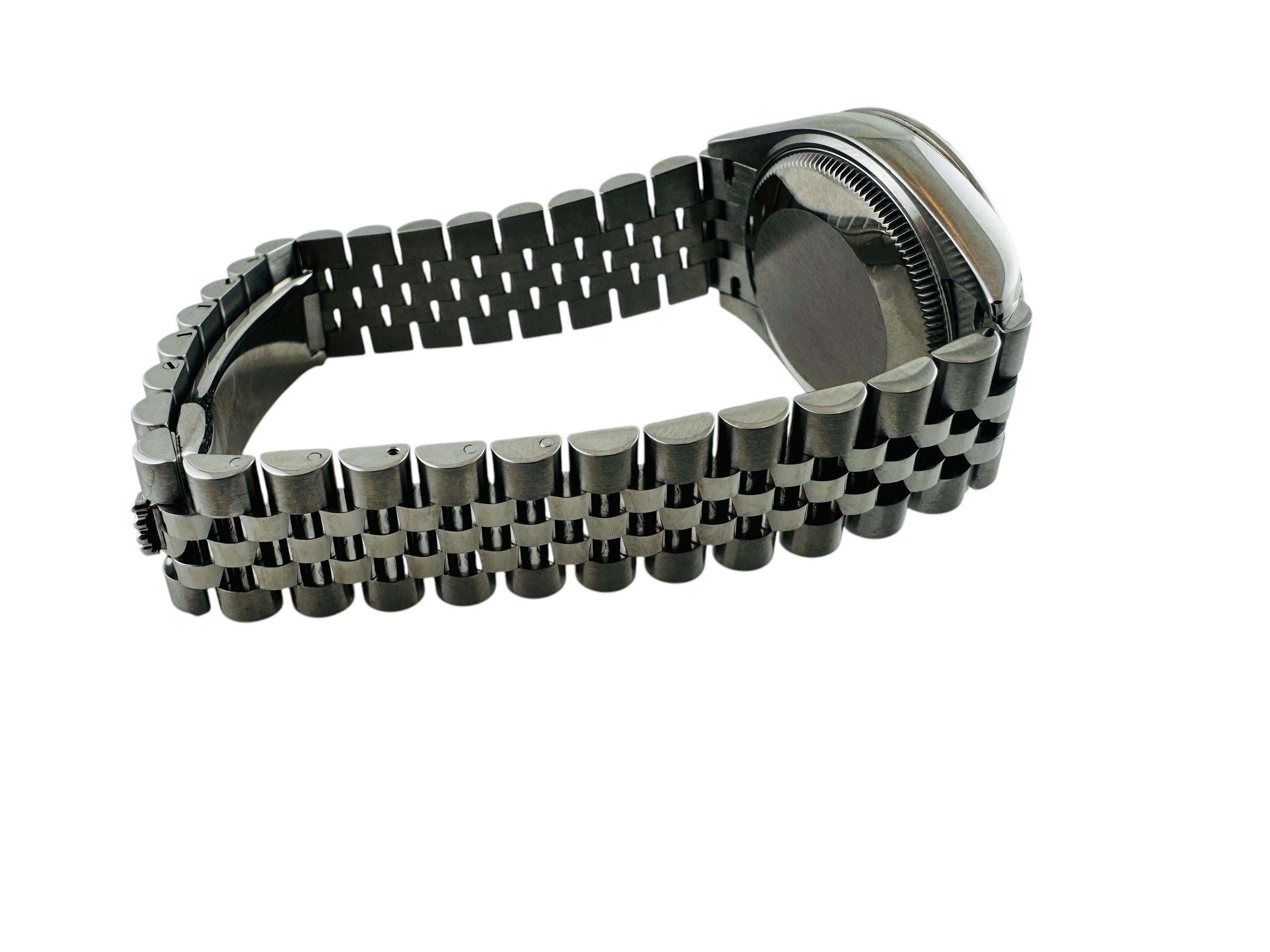 2020 Montre Rolex Datejust Midsize

Modèle : 278274
Série : 7LK93xxx

Cette montre Rolex Datejust classique est sertie dans de l'acier inoxydable

Le boîtier en acier inoxydable a un diamètre de 31 mm.

Cadran rose avec index en chiffres romains

Le