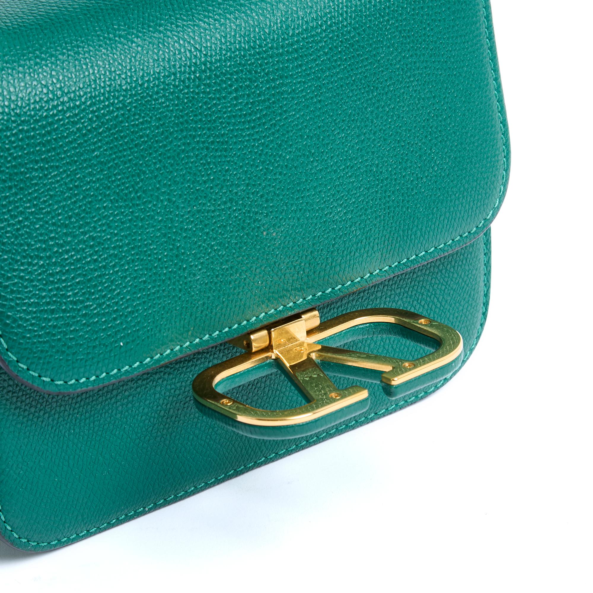 2020 Valentino VLogo green leather small bag For Sale 2