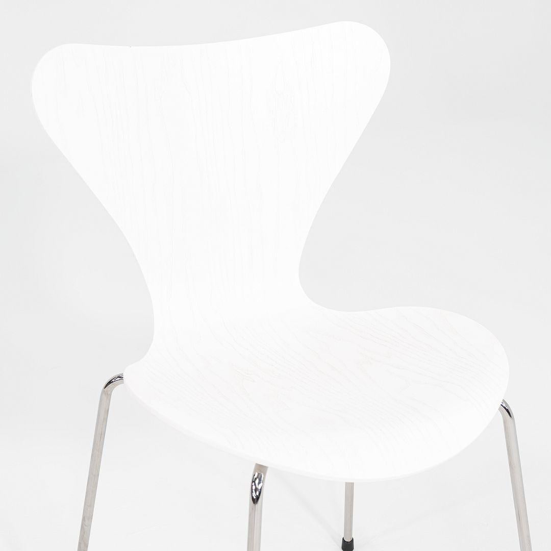 2020s Arne Jacobsen for Fritz Hansen Series 7 Chair in Painted Ash For Sale 2