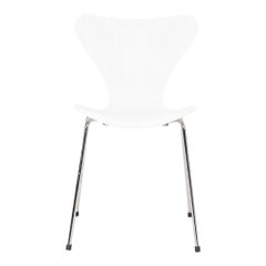 2020s Arne Jacobsen for Fritz Hansen Series 7 Chair in Painted Ash
