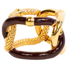 2020s Bottega Veneta Intreccio Chain Ring Gold Pleated Silver and Black Enamel (Bottega Veneta Intreccio Bague à chaîne en or, argent et émail noir)