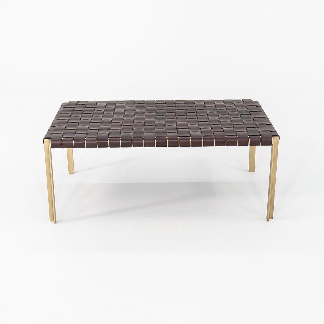 Moderne 2020s Gratz / Laverne TG-18 Petit banc en bronze et cuir brun en vente