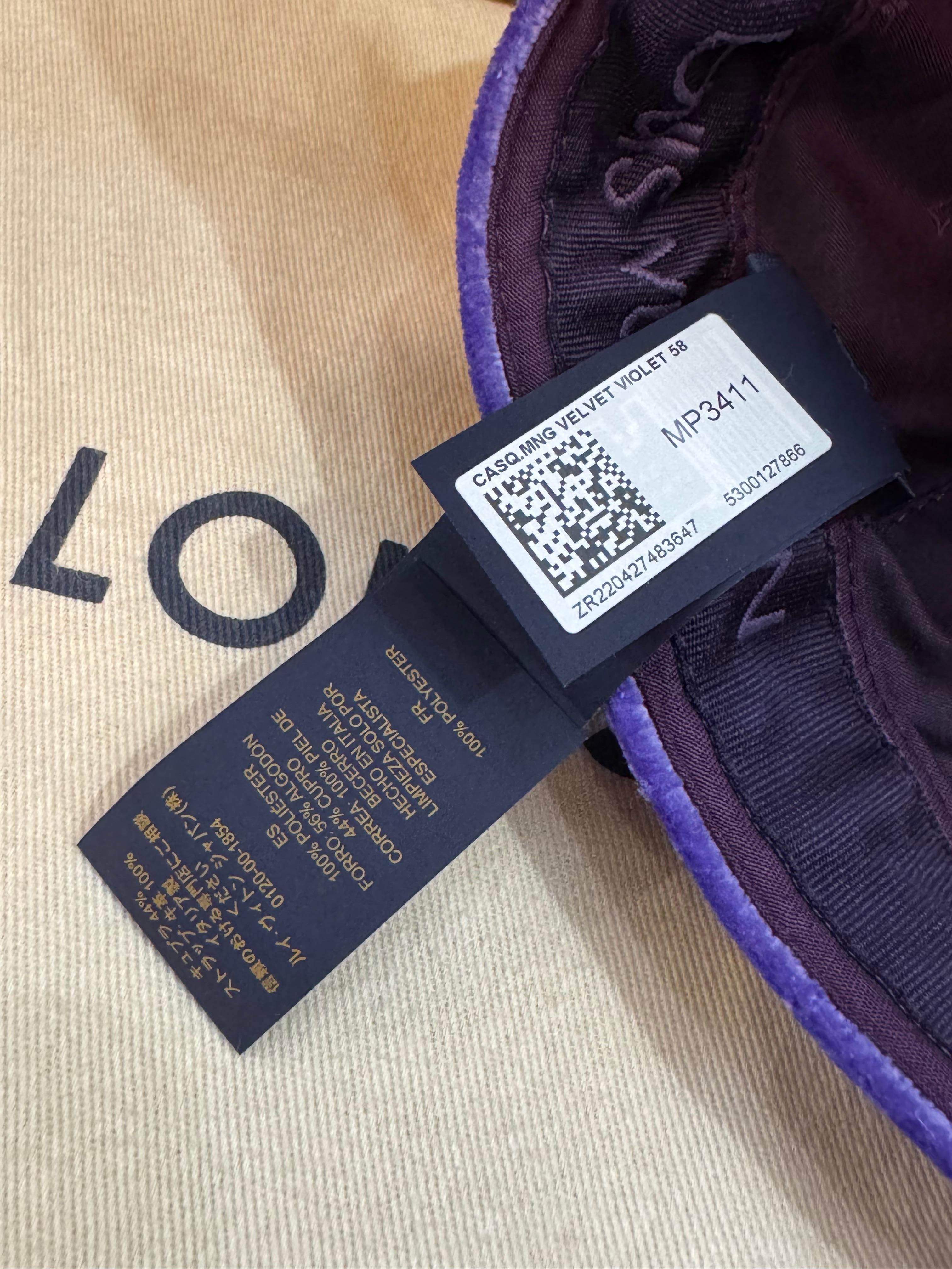 Neu LOUIS VUITTON Monogram Samt Kappe Violett Unisex 58 im Angebot 7