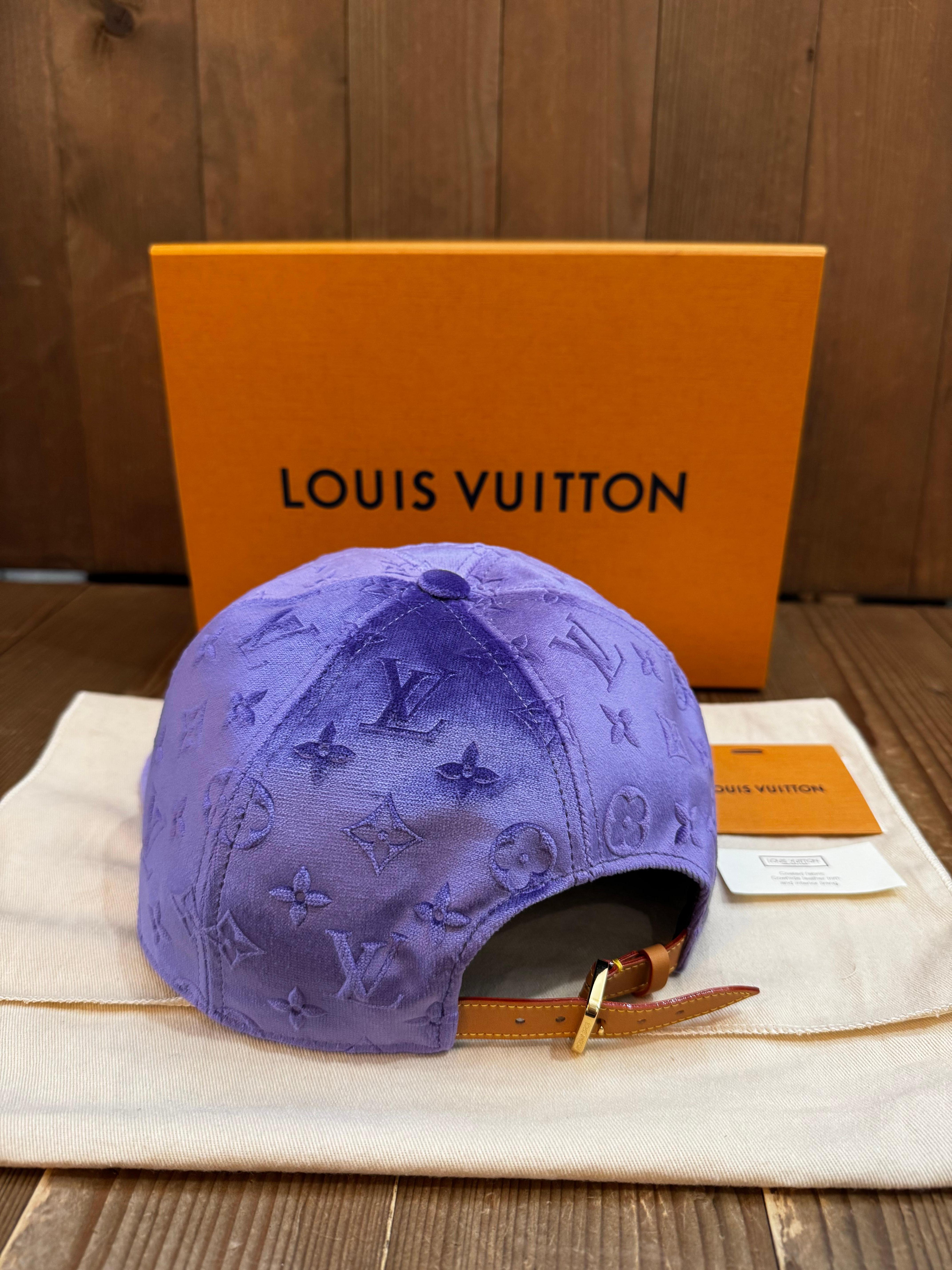 Neu LOUIS VUITTON Monogram Samt Kappe Violett Unisex 58 im Angebot 1
