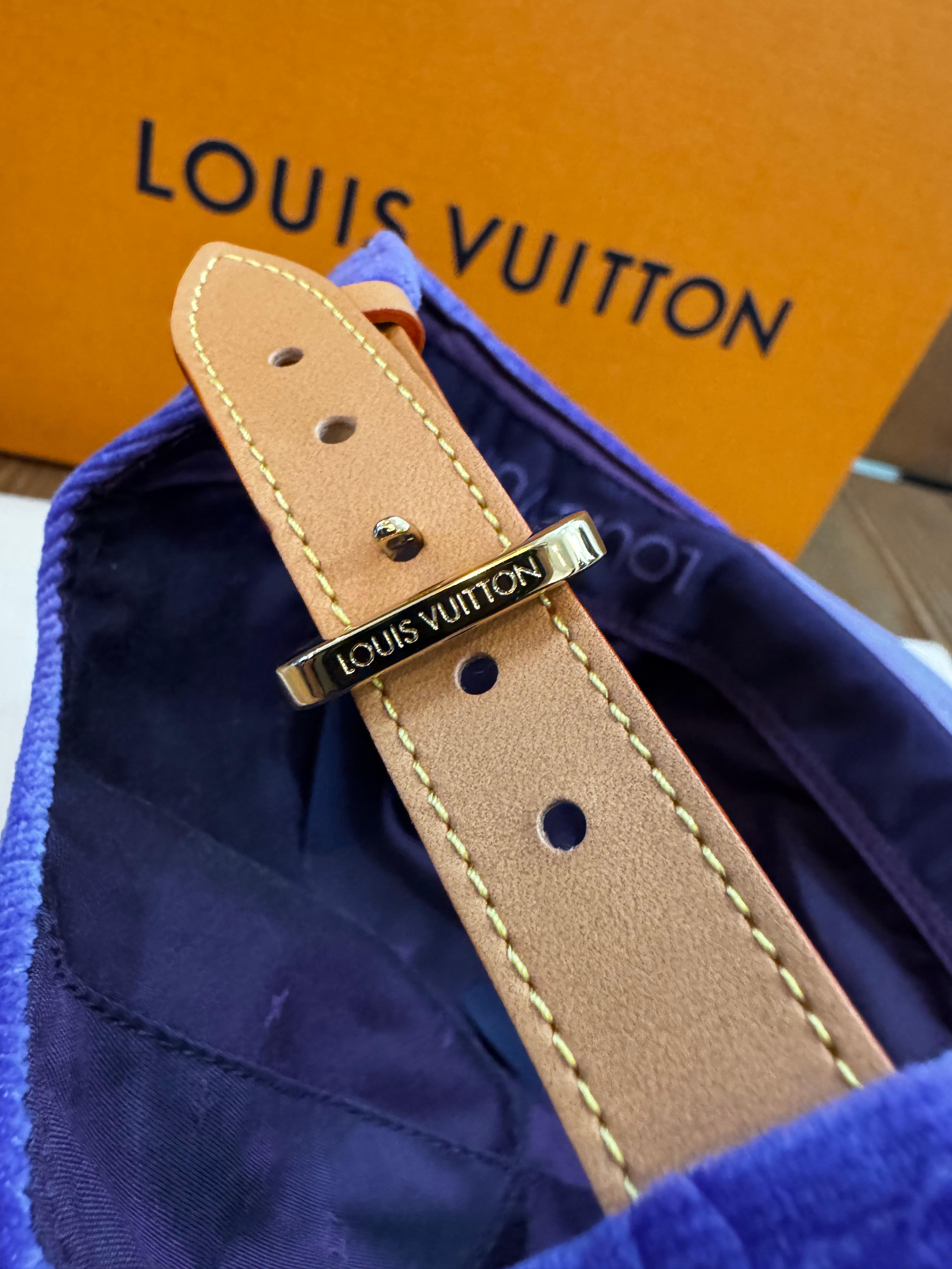 Neu LOUIS VUITTON Monogram Samt Kappe Violett Unisex 58 im Angebot 4