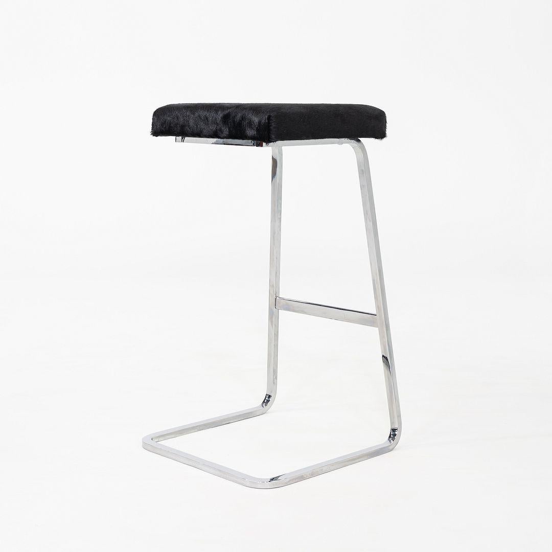 2020 Mies Van Der Rohe for Knoll Four Seasons Bar Stool with Hair on Hide (Tabouret de bar Four Seasons avec poils) en vente 1